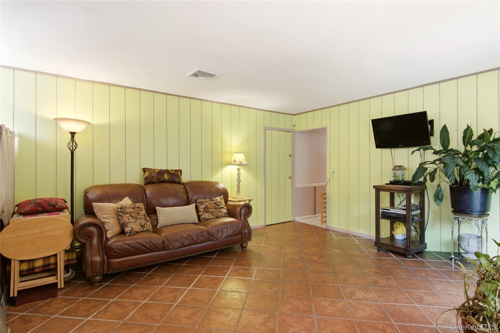 22 Clymer Street Property Photo 14