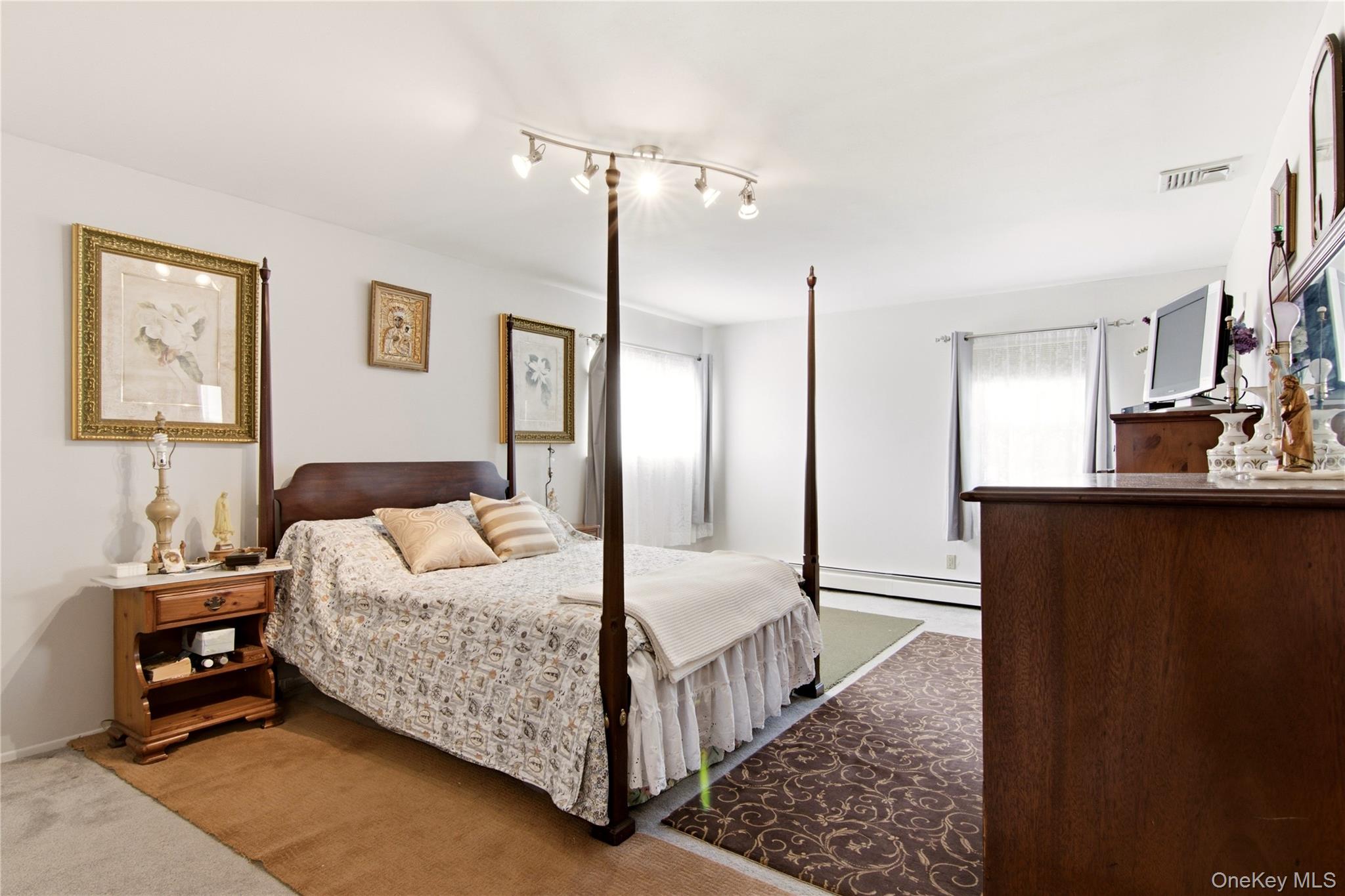 22 Clymer Street Property Photo 18