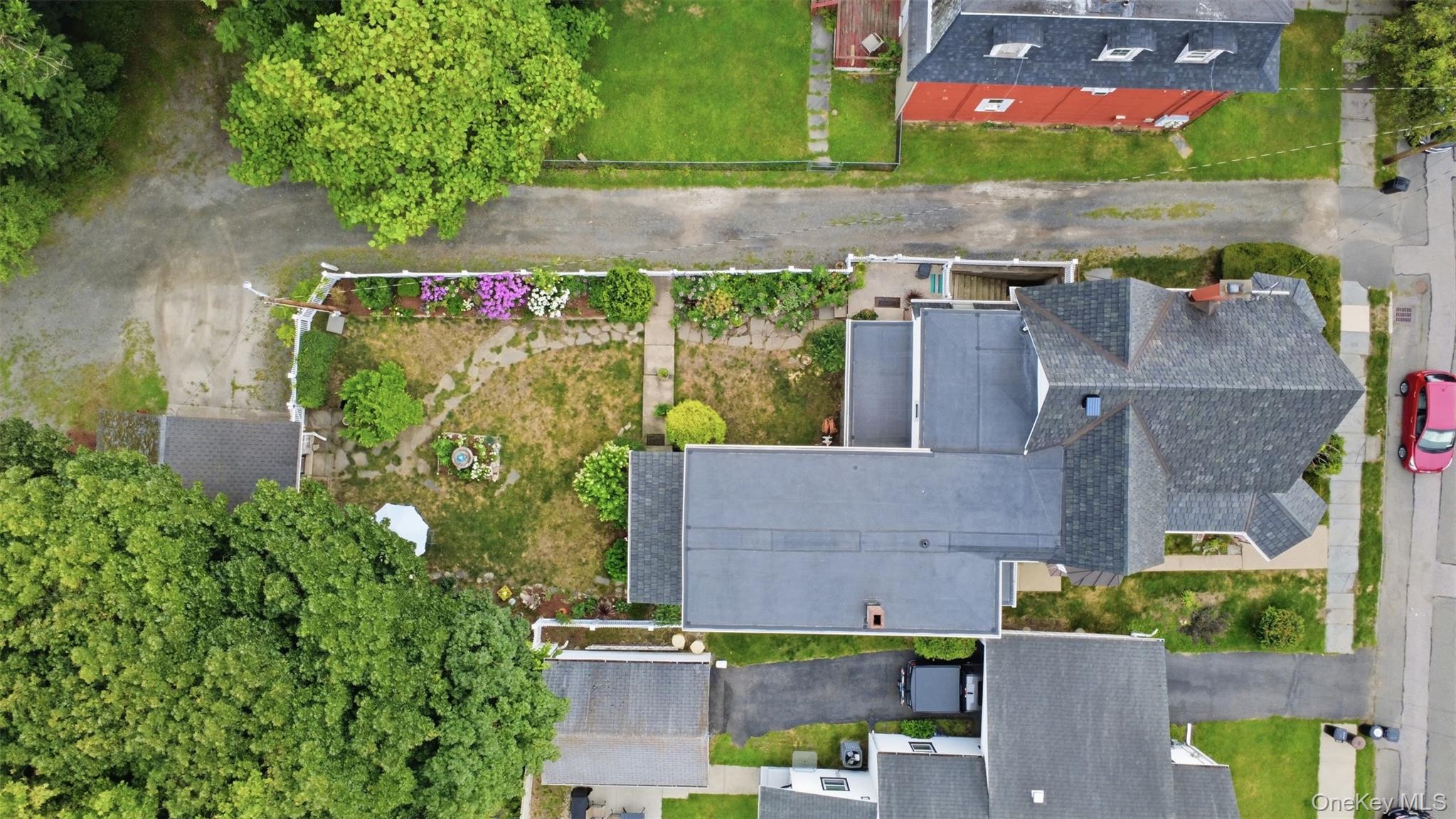 16 Elizabeth Street Property Photo 47