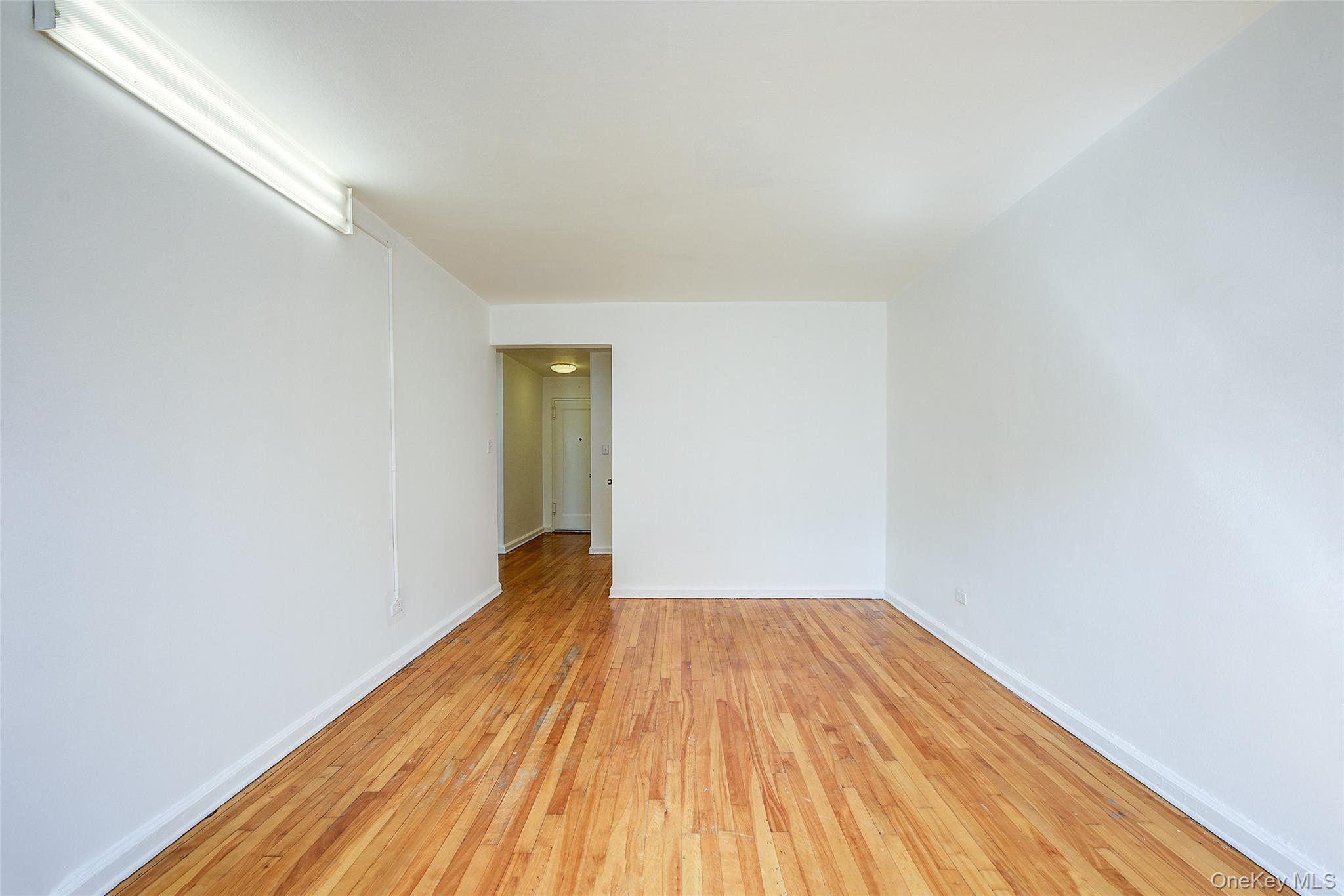 34-20 78th Street 4j Property Photo 5