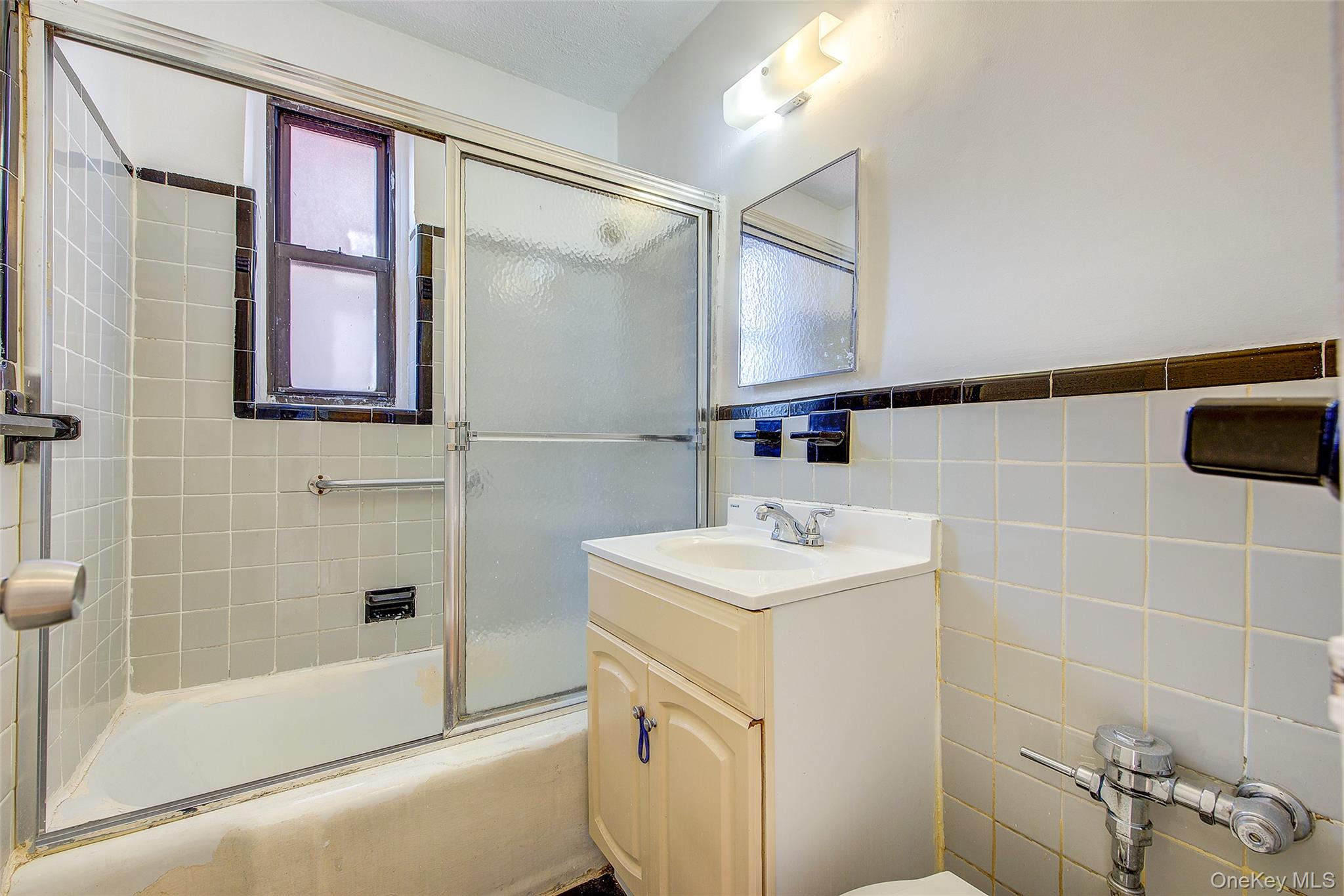34-20 78th Street 4j Property Photo 16