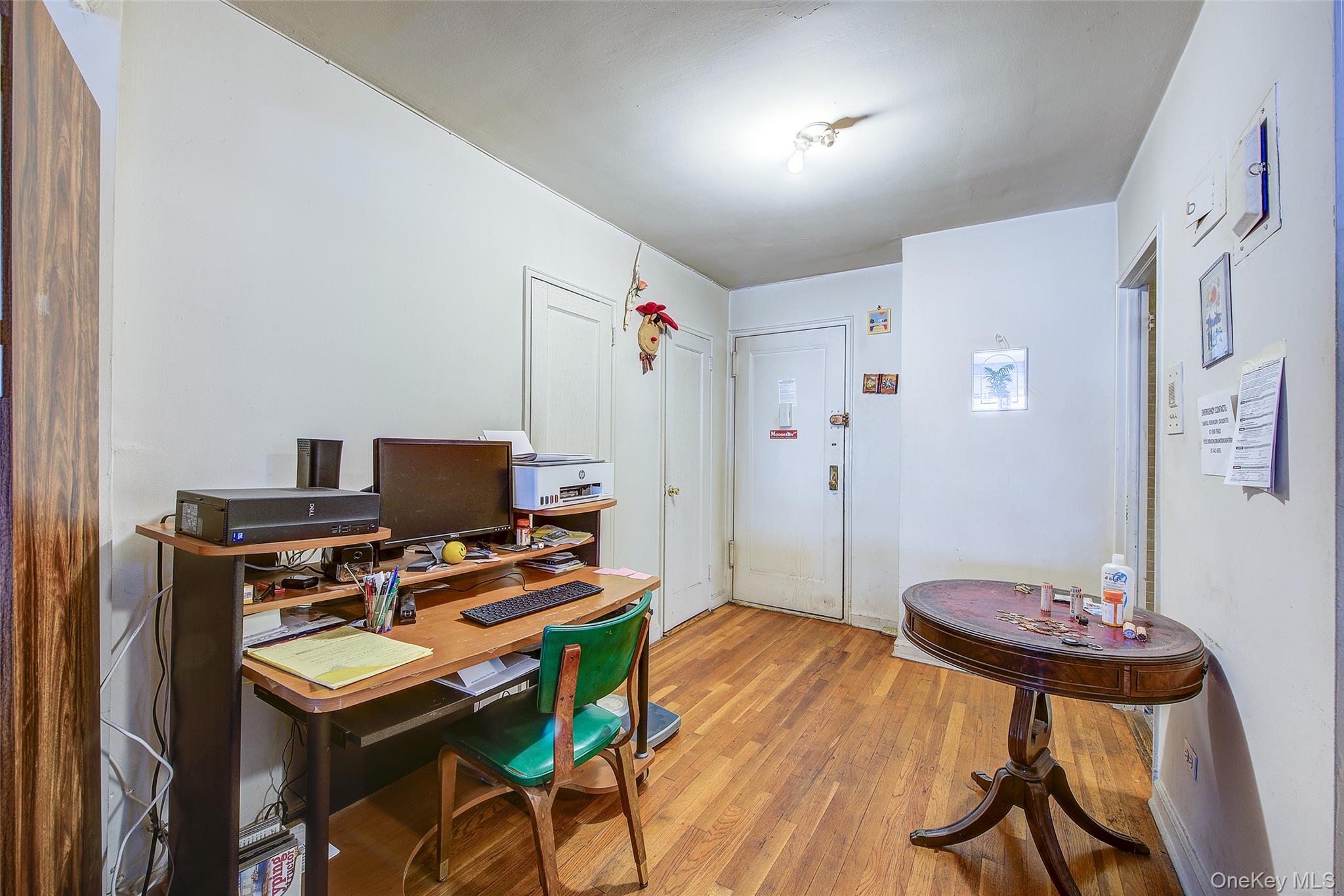 37-27 86th Street 5s Property Photo 8