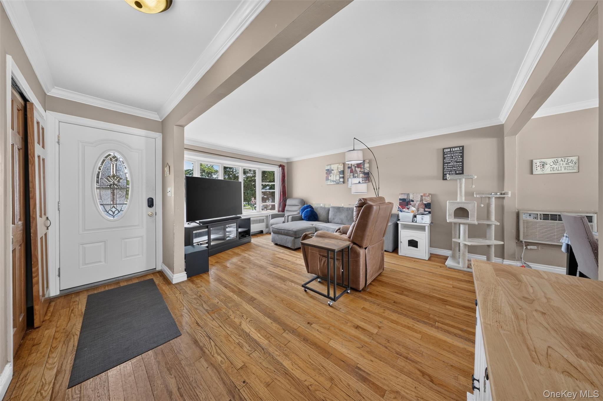 201 Willis Court Property Photo 4