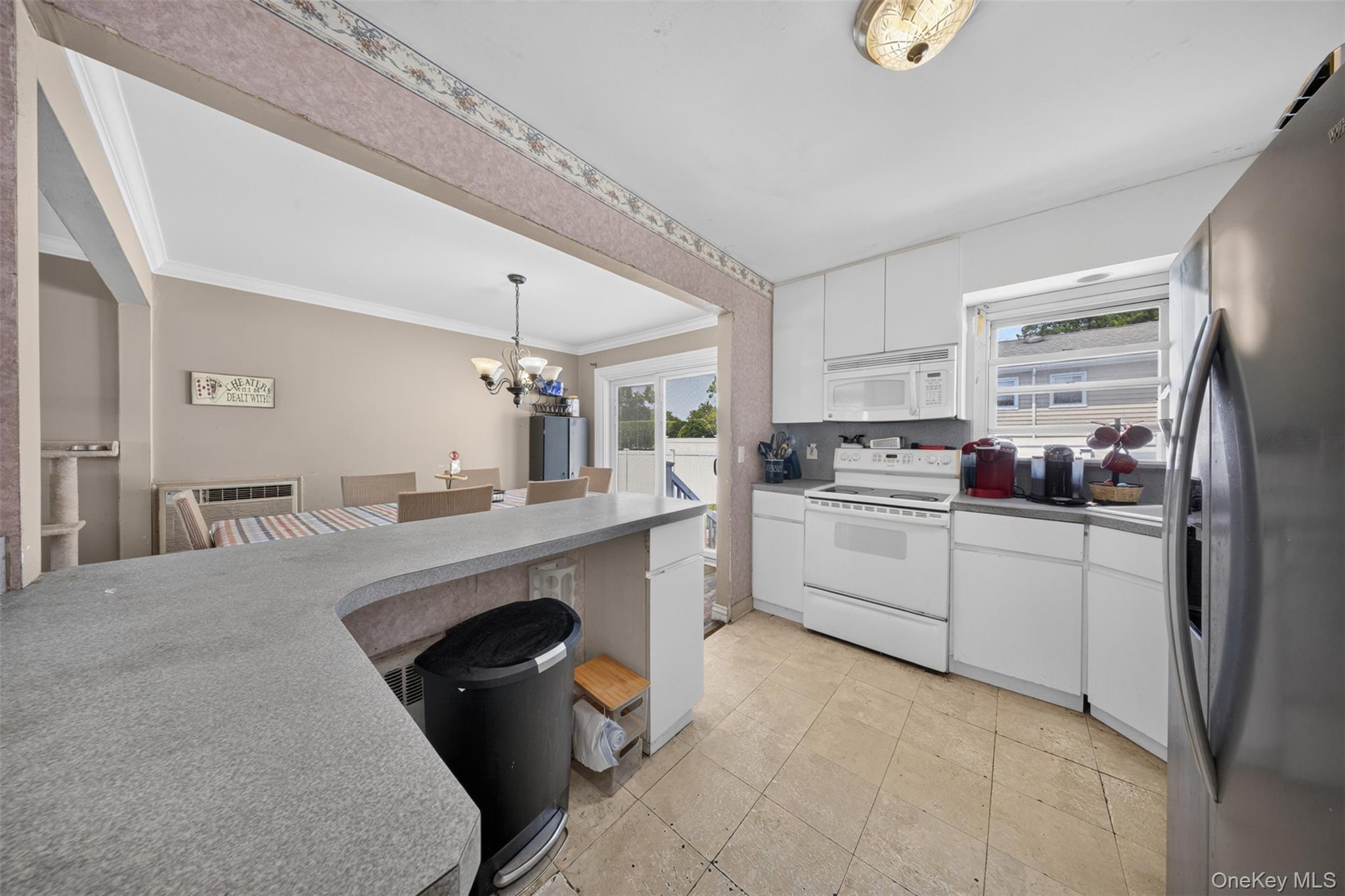 201 Willis Court Property Photo 8