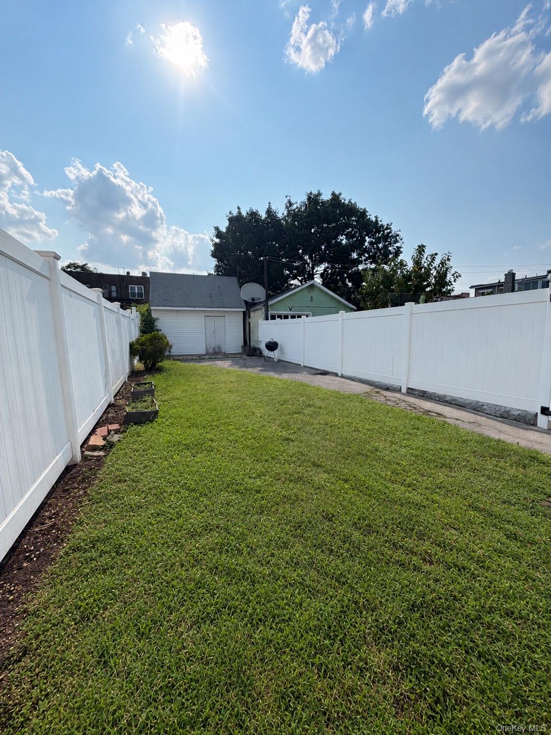 3320 Jordan Street Property Photo 5