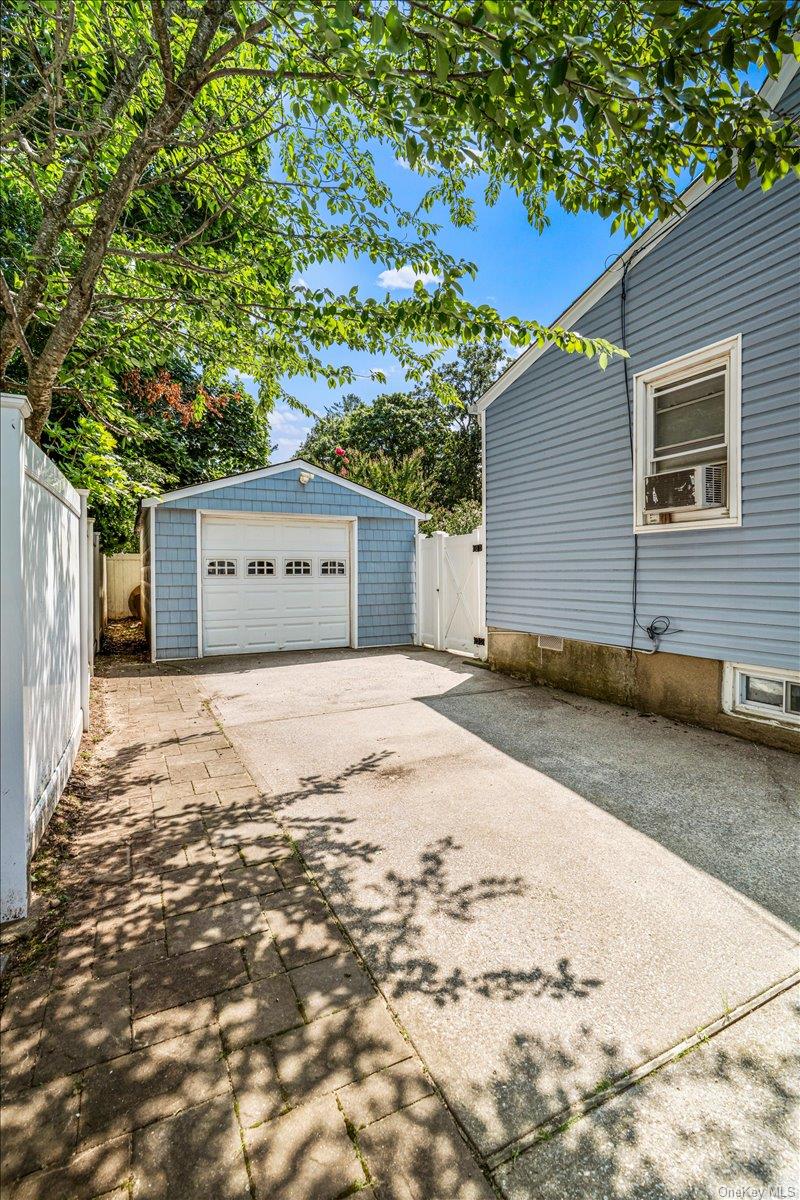 2 Gateway Property Photo 20