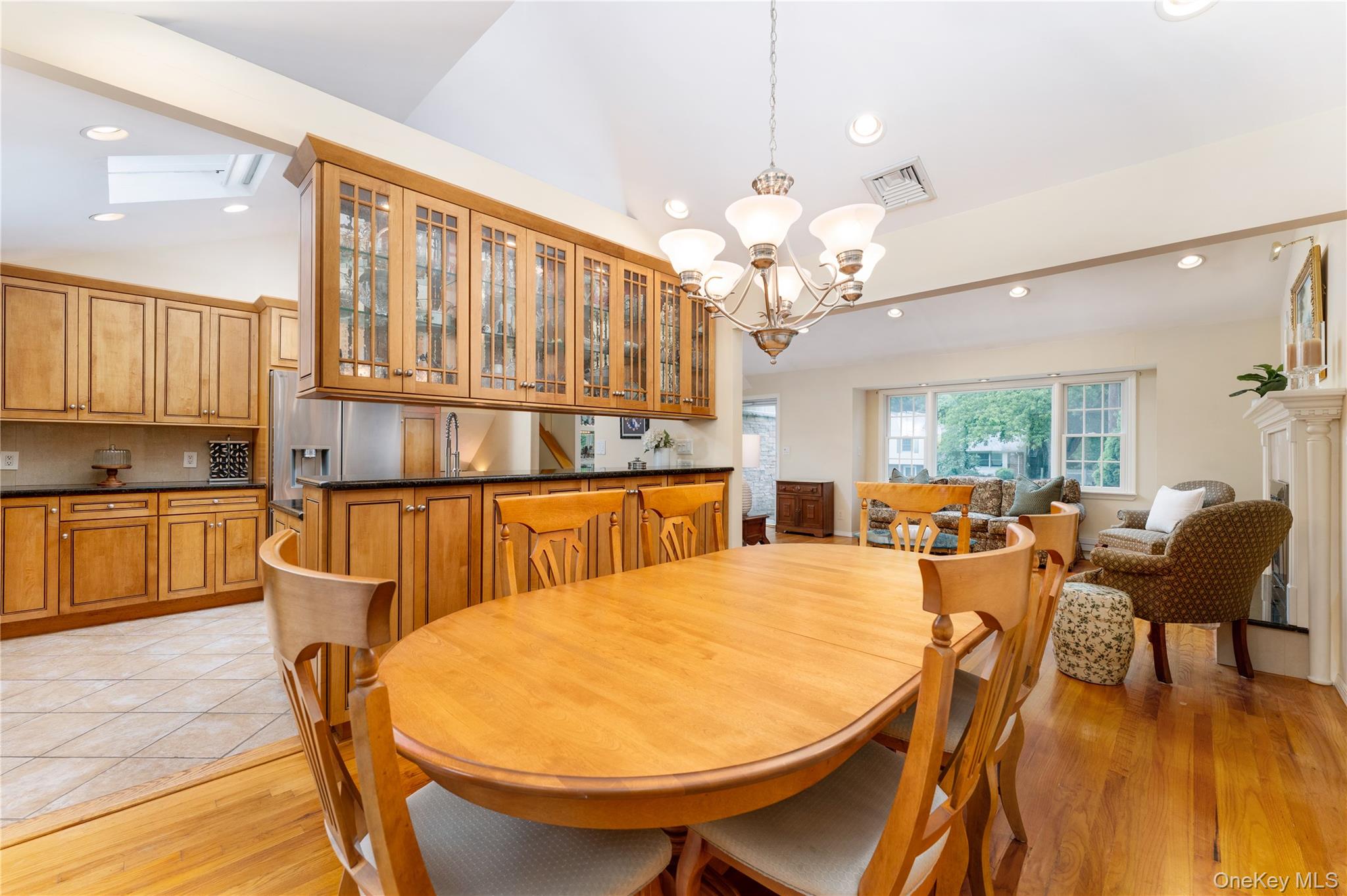 12 William Penn Drive Property Photo 7