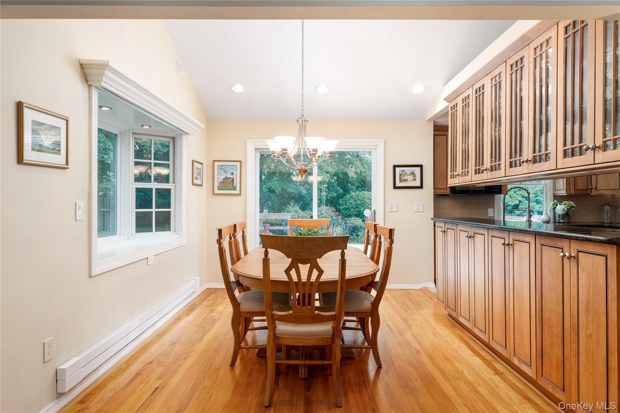 12 William Penn Drive Property Photo 8