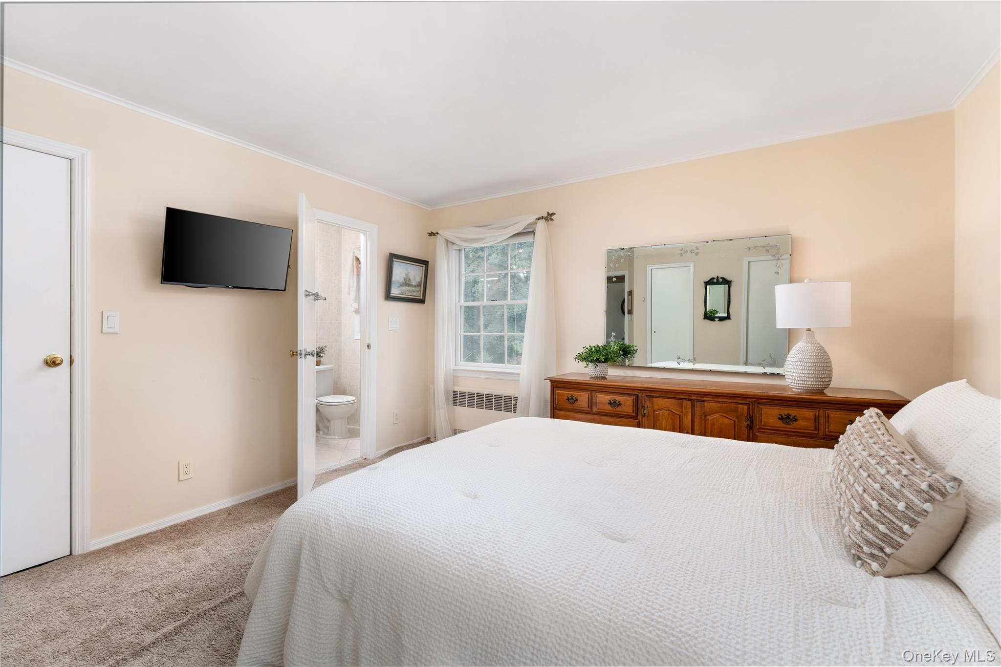 12 William Penn Drive Property Photo 14