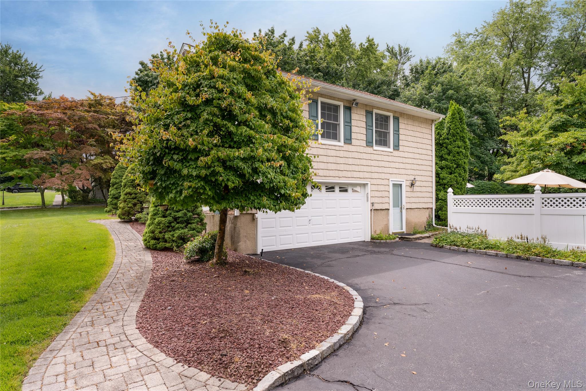 12 William Penn Drive Property Photo 31