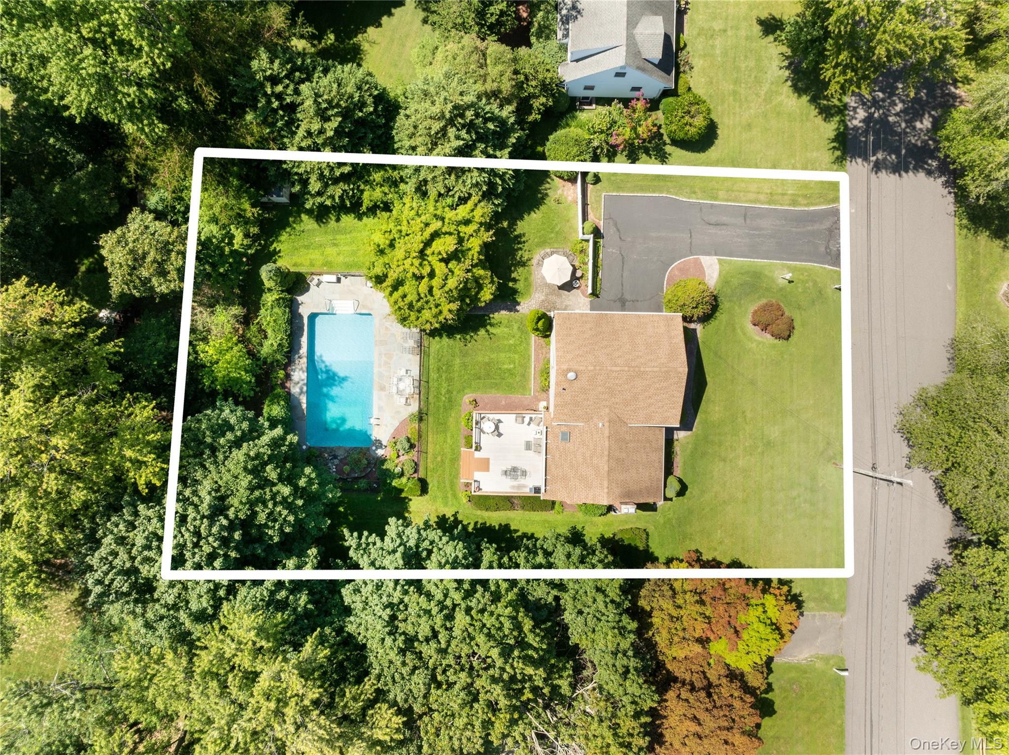 12 William Penn Drive Property Photo 35