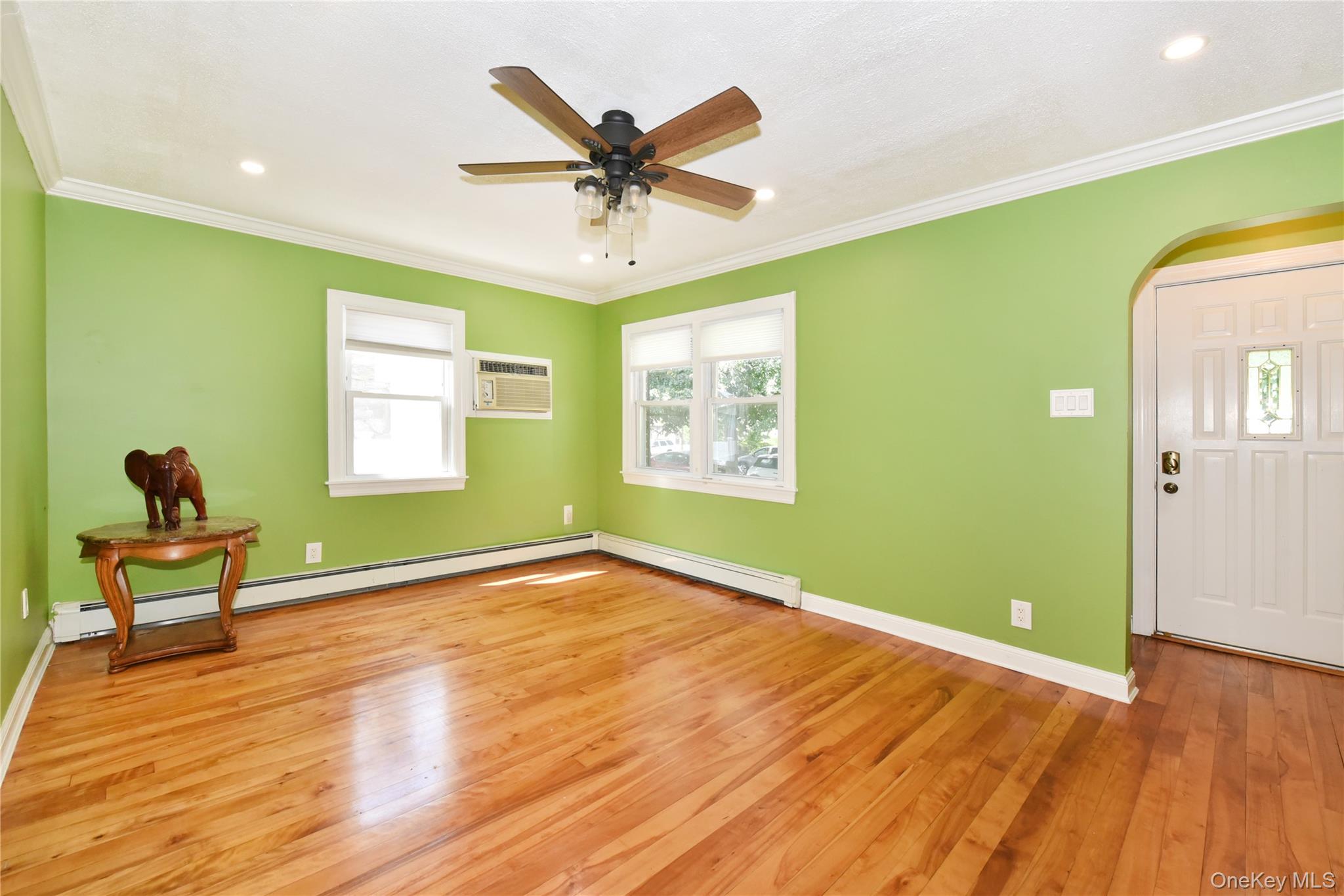 592 Winthrop Avenue Property Photo 6