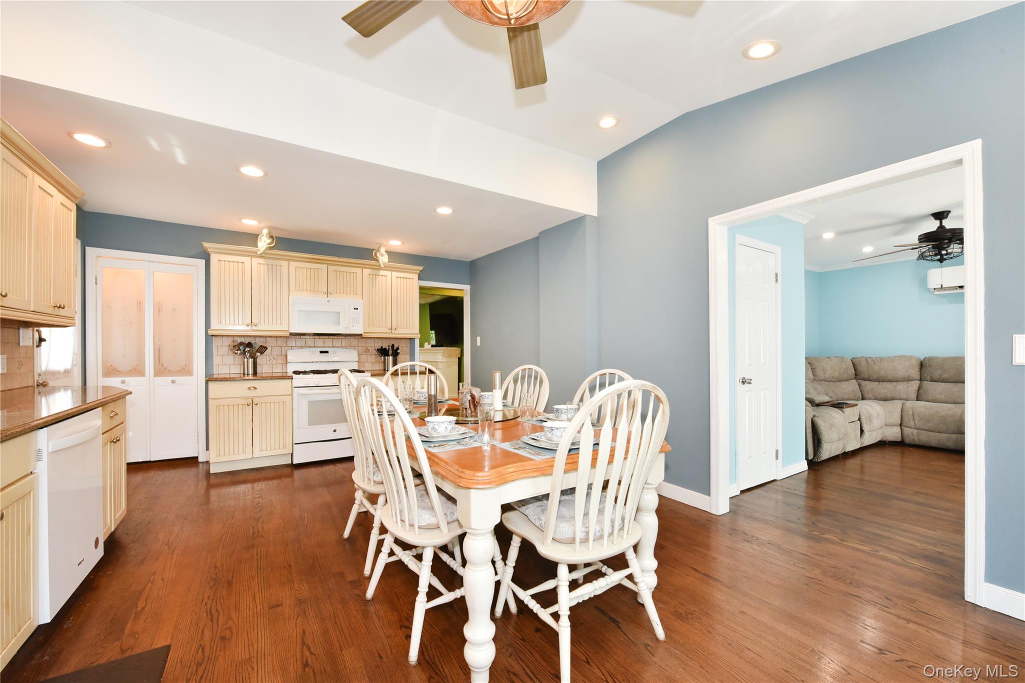 592 Winthrop Avenue Property Photo 11