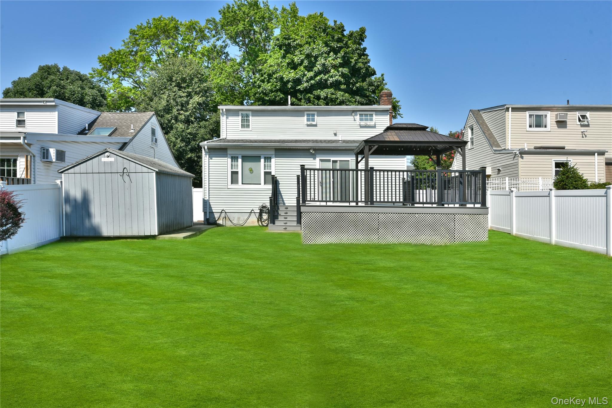 592 Winthrop Avenue Property Photo 31