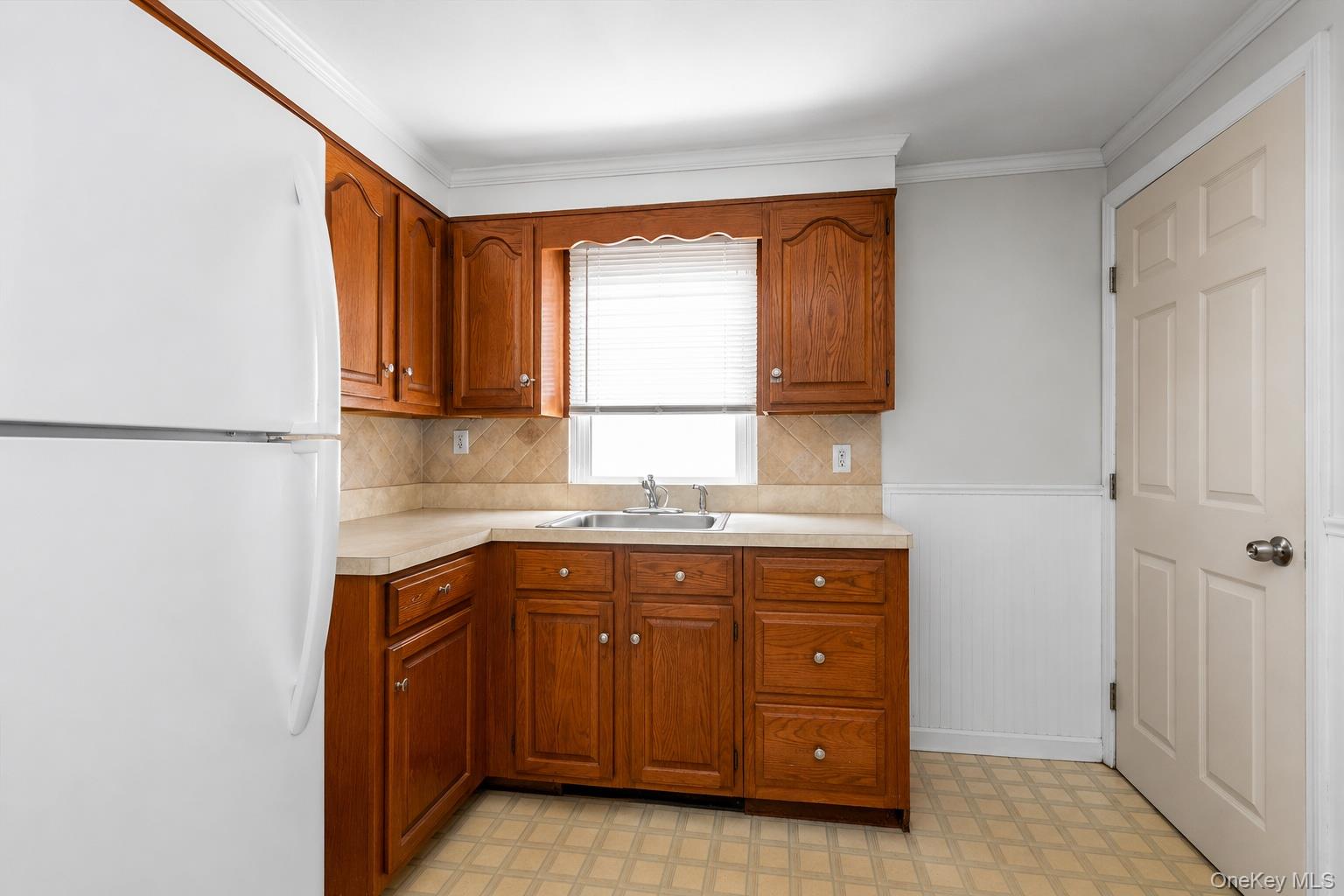 78 Rockaway Parkway Property Photo 12