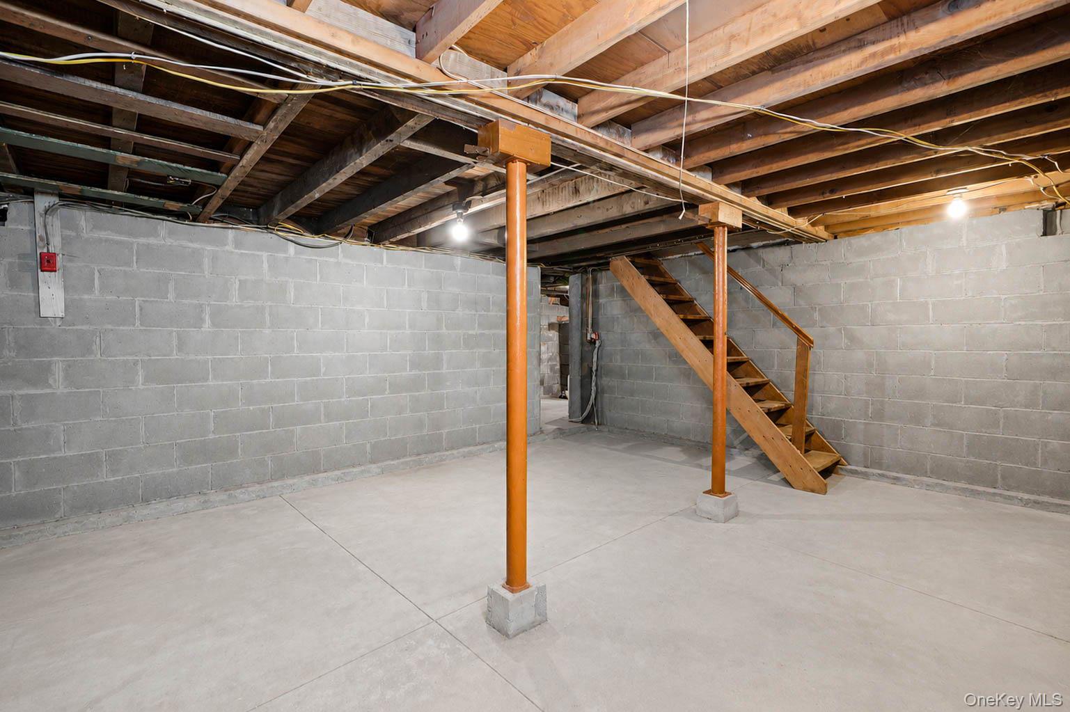 12 Sycamore Road Property Photo 25