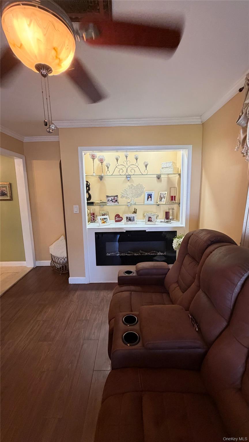 75 Maplewood Avenue Property Photo 5