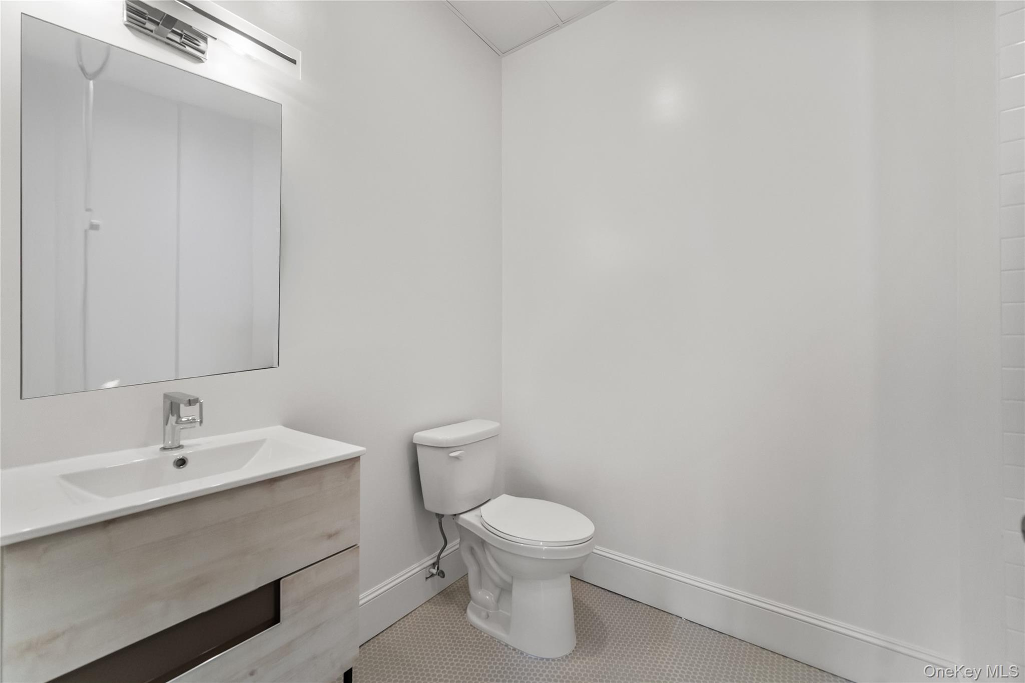 48 North Street 404 Property Photo 16