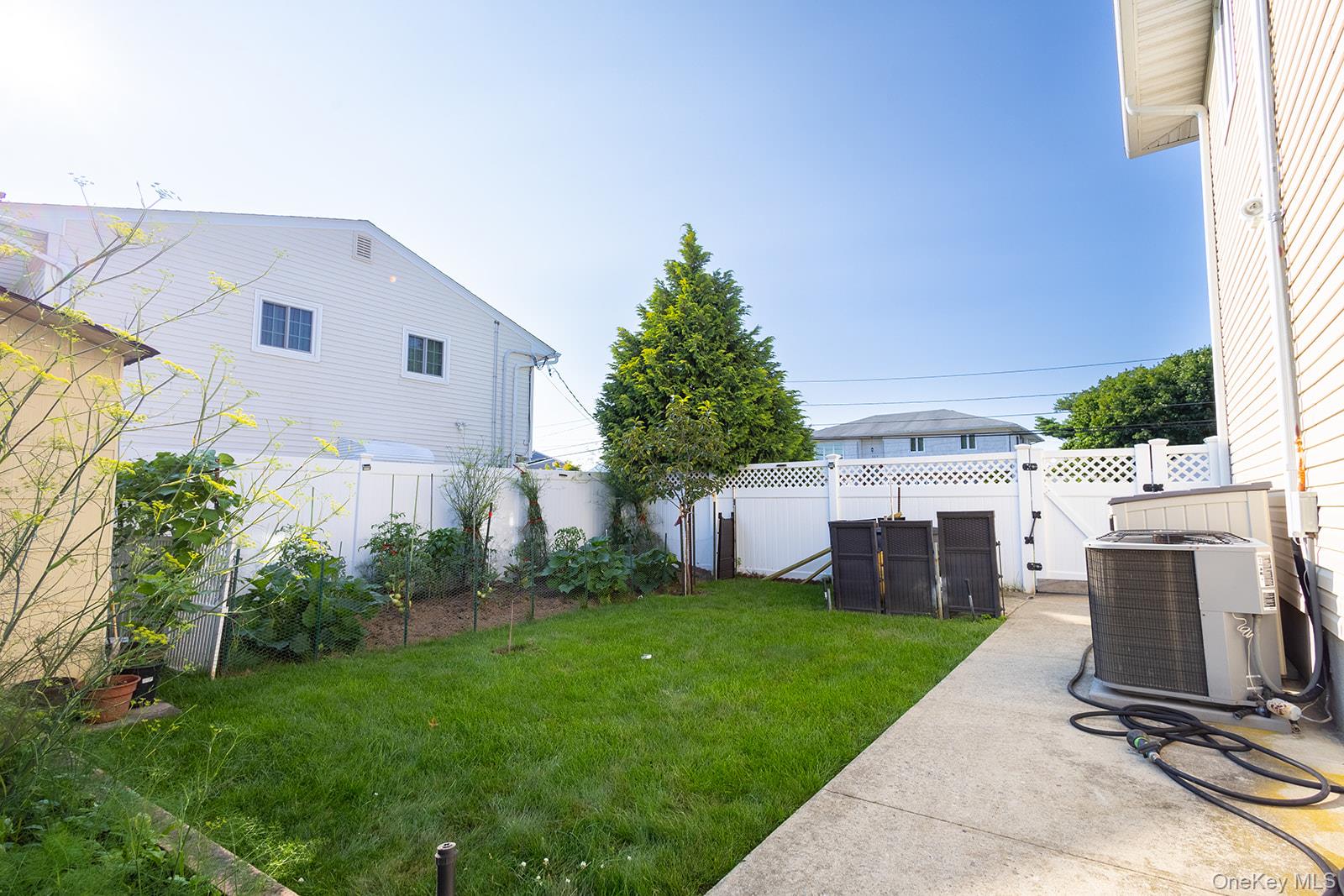 222 N Pine Street Property Photo 42