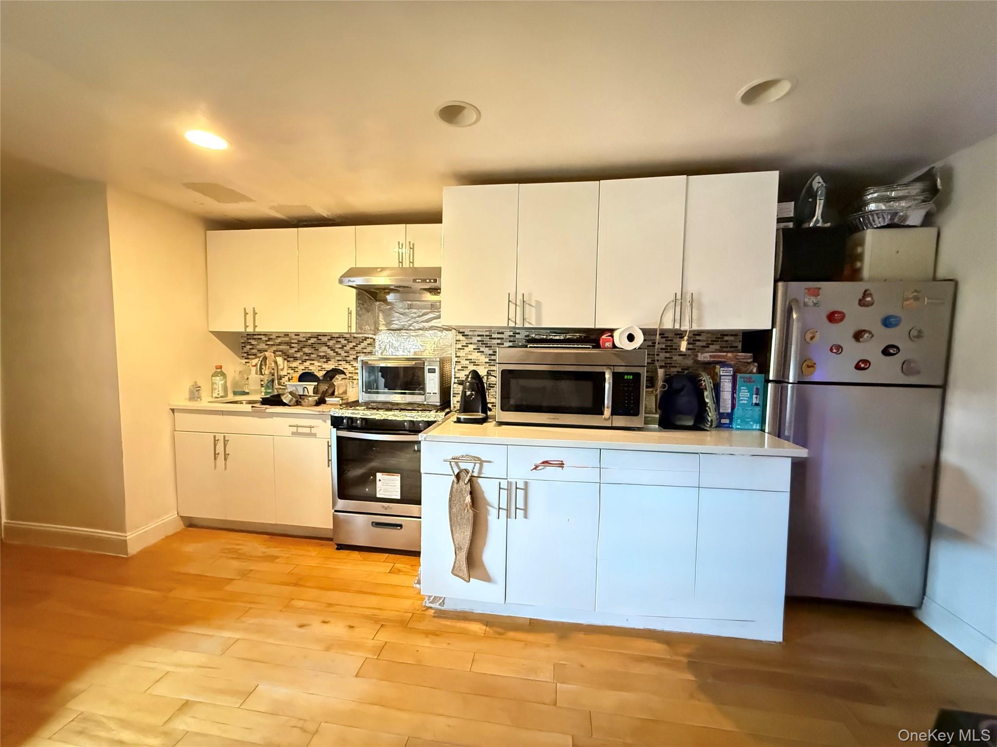 14-18 114th Street Property Photo 8