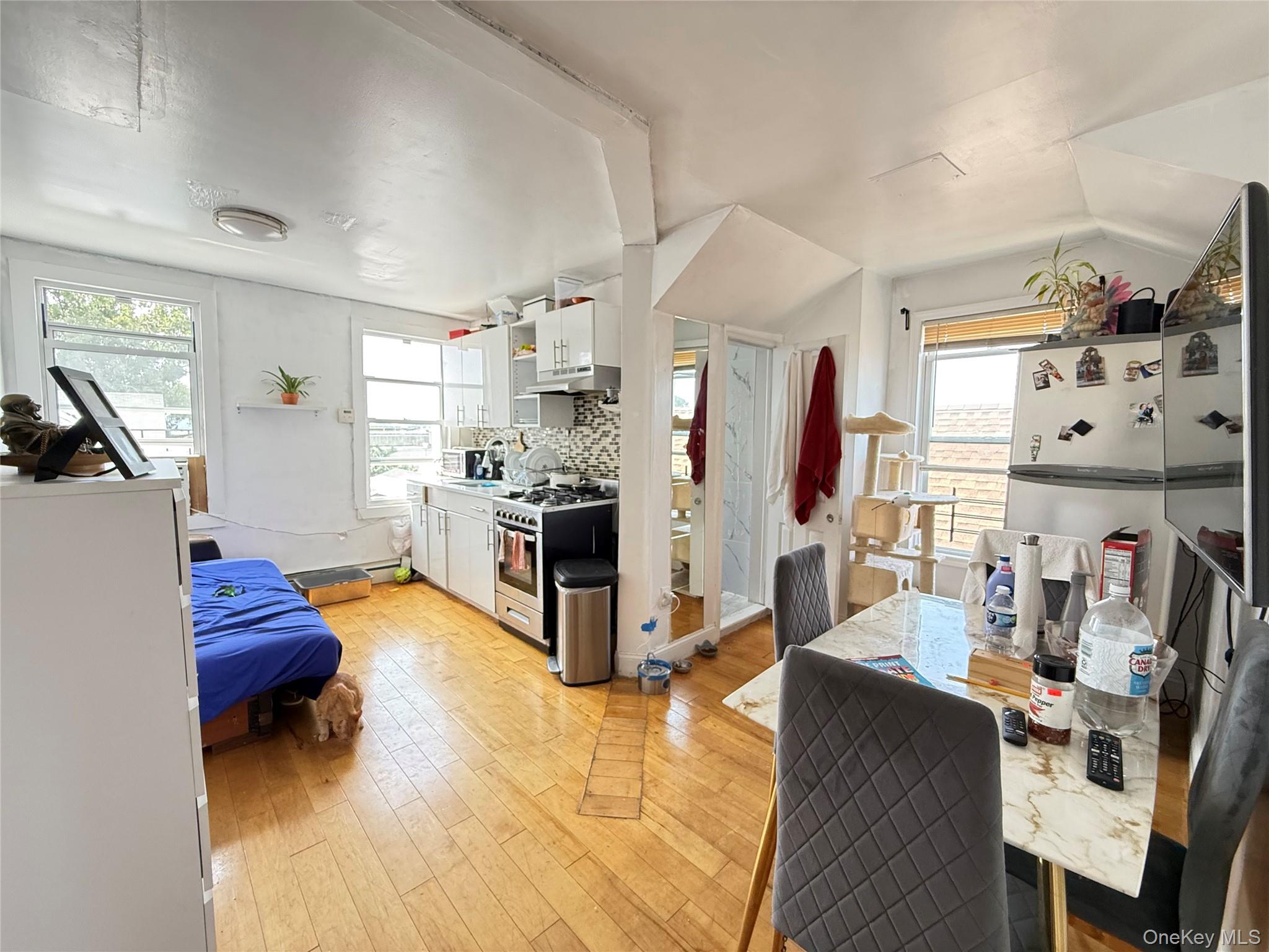 14-18 114th Street Property Photo 16
