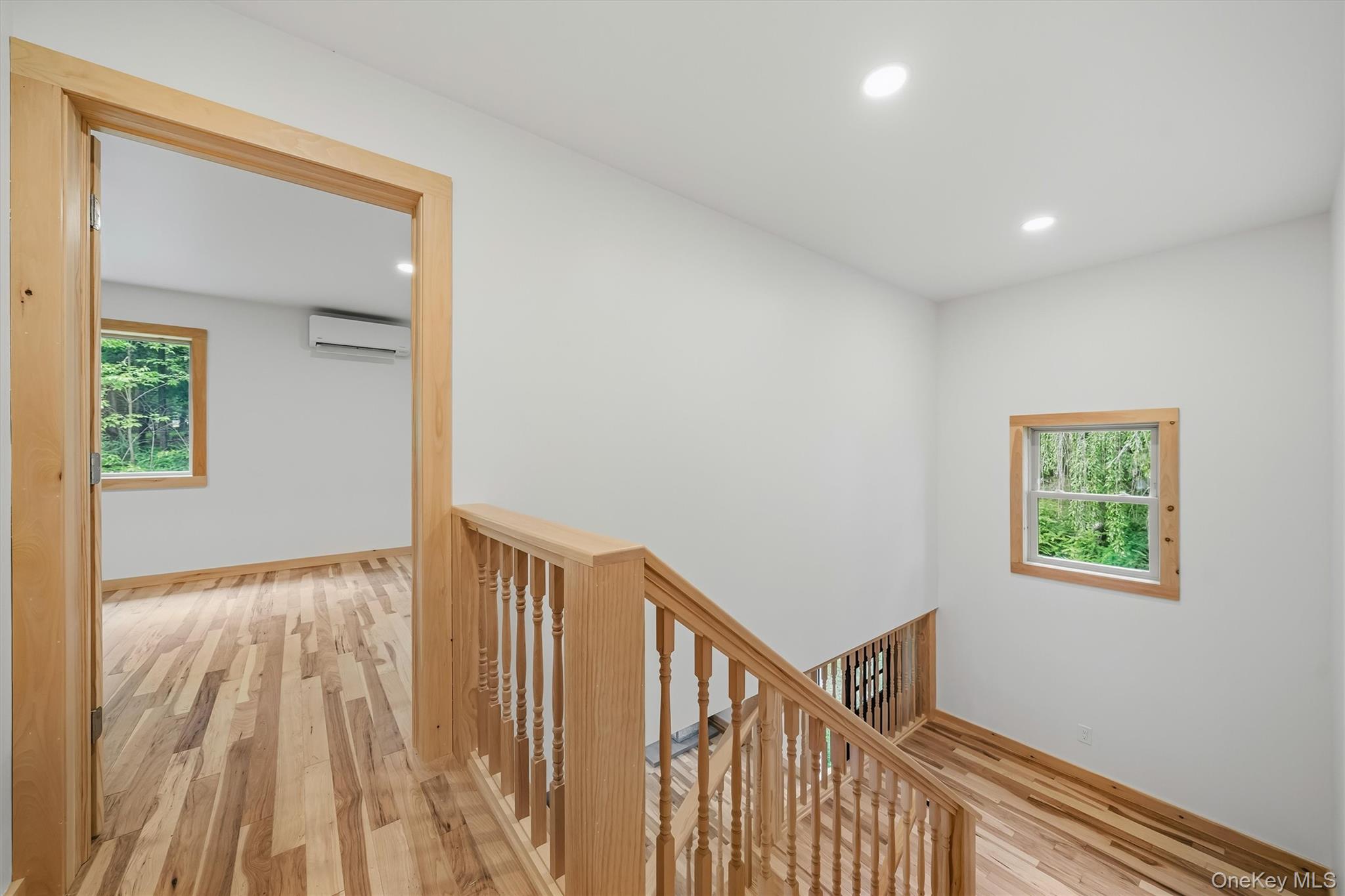 71 Oak Street Property Photo 28