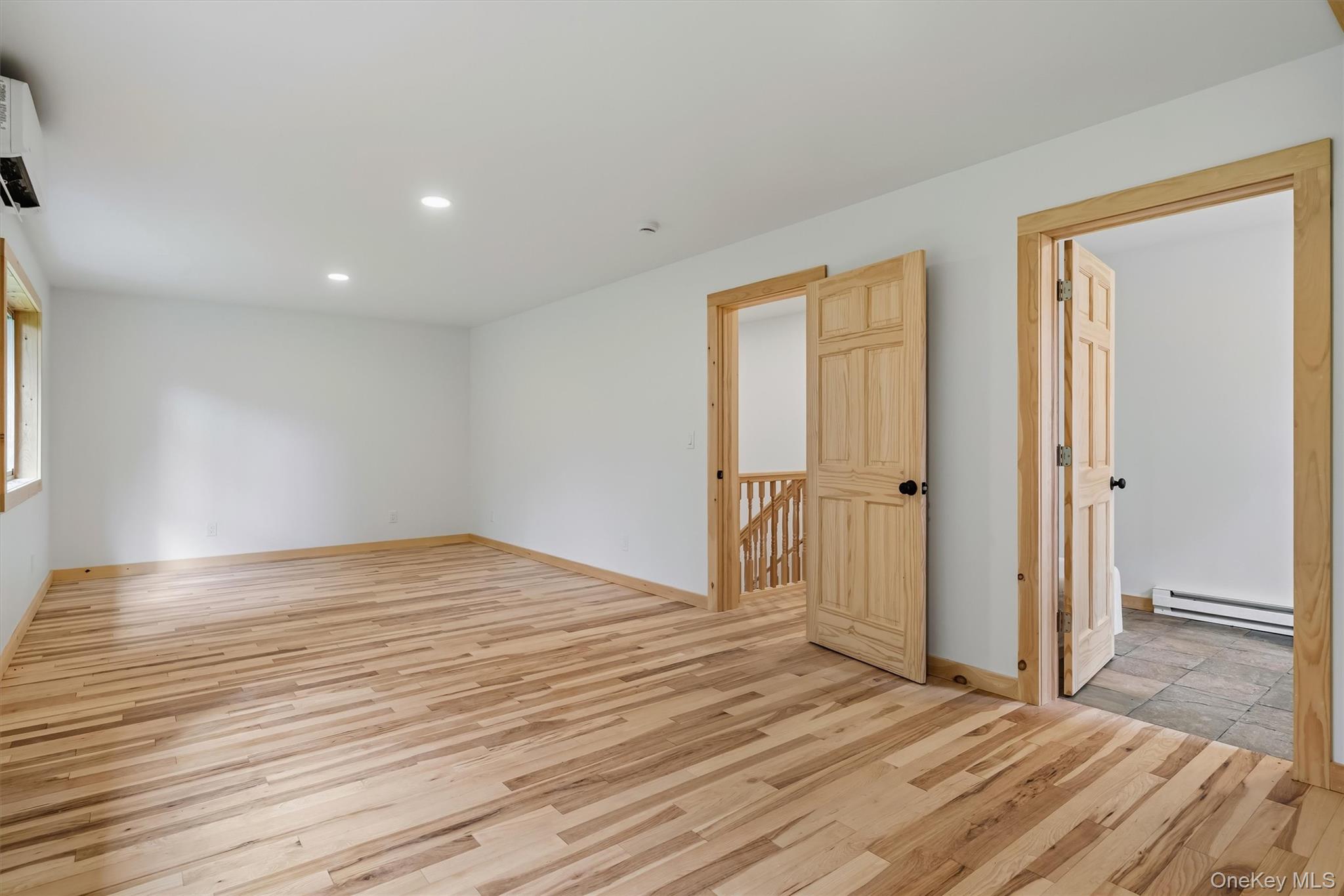 71 Oak Street Property Photo 35