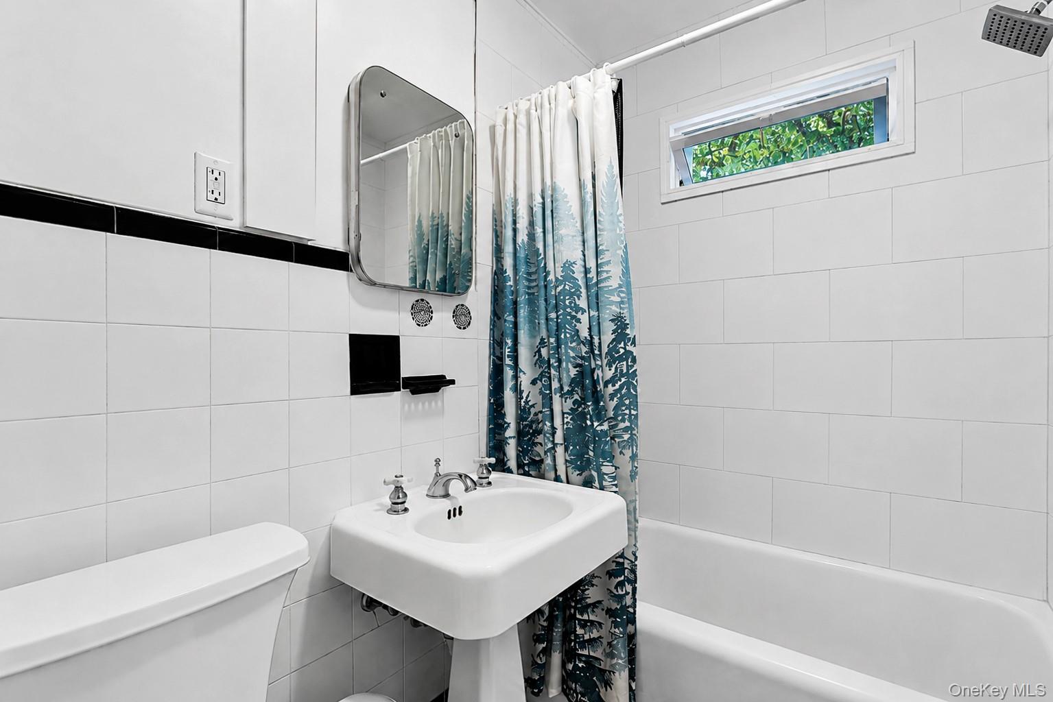 1101 Flanders Road Property Photo 7