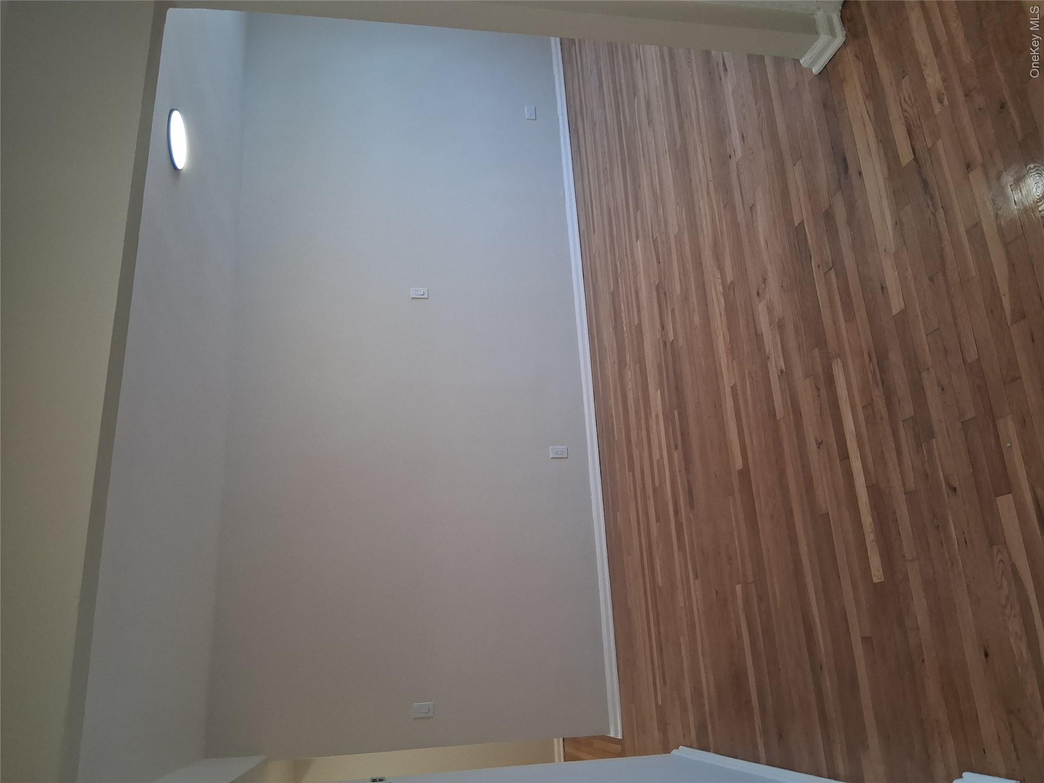 2235 Cruger Avenue 5f Property Photo 4