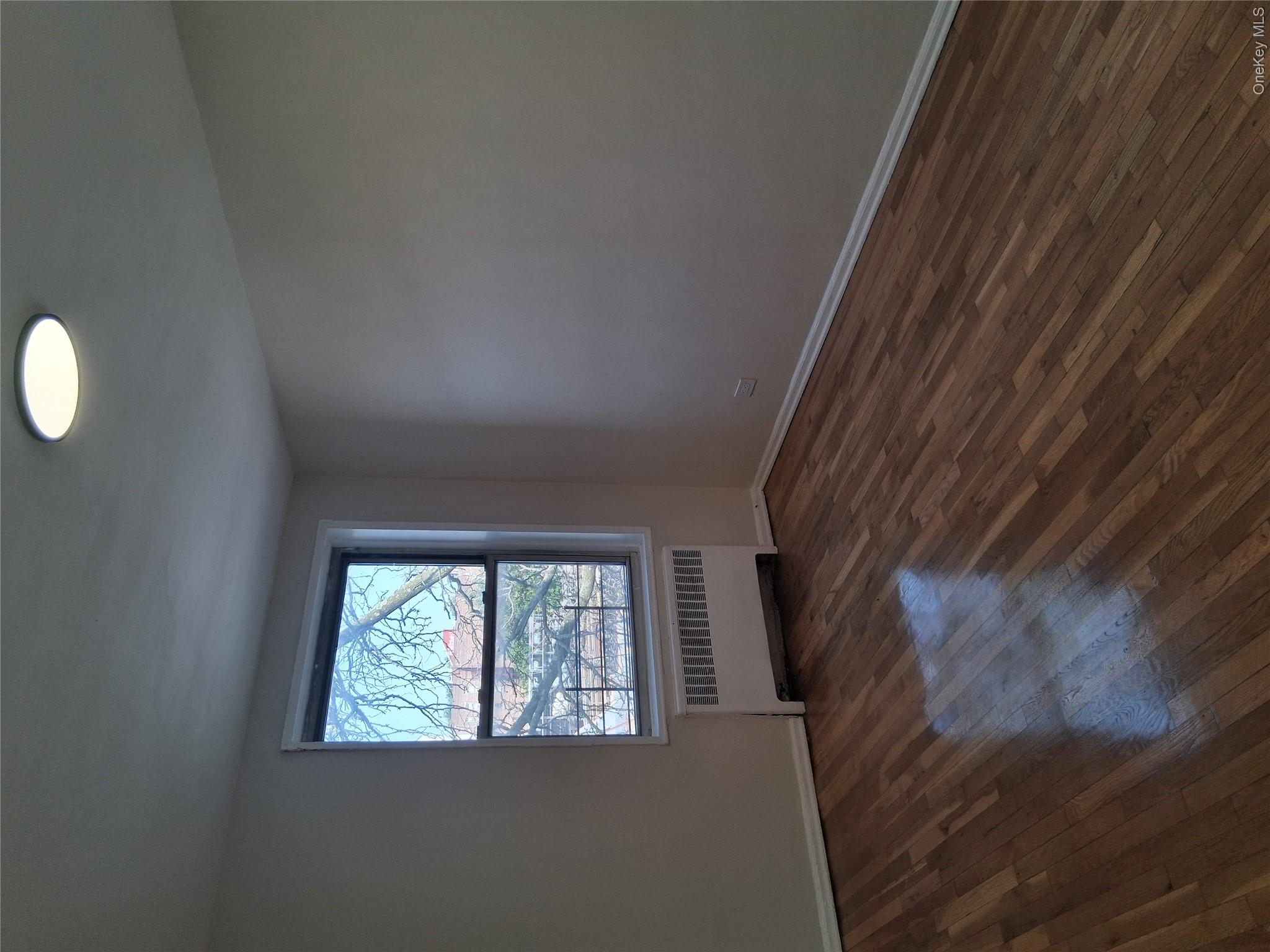 2235 Cruger Avenue 5f Property Photo 6