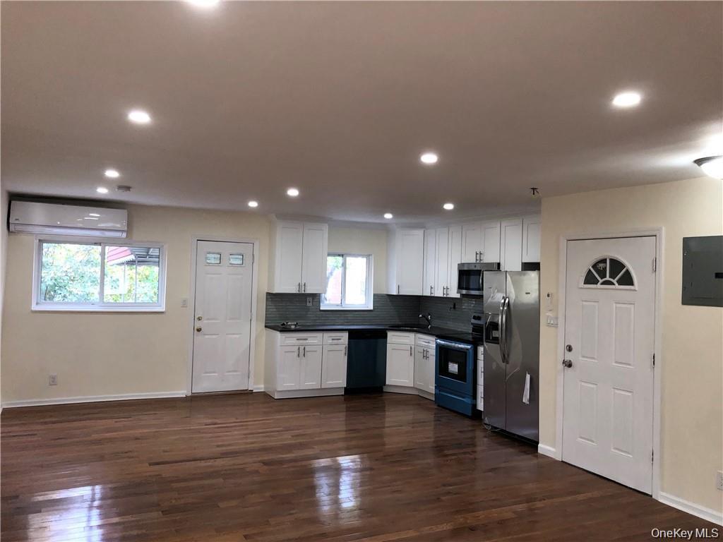 409 S 3rd Avenue Property Photo 11