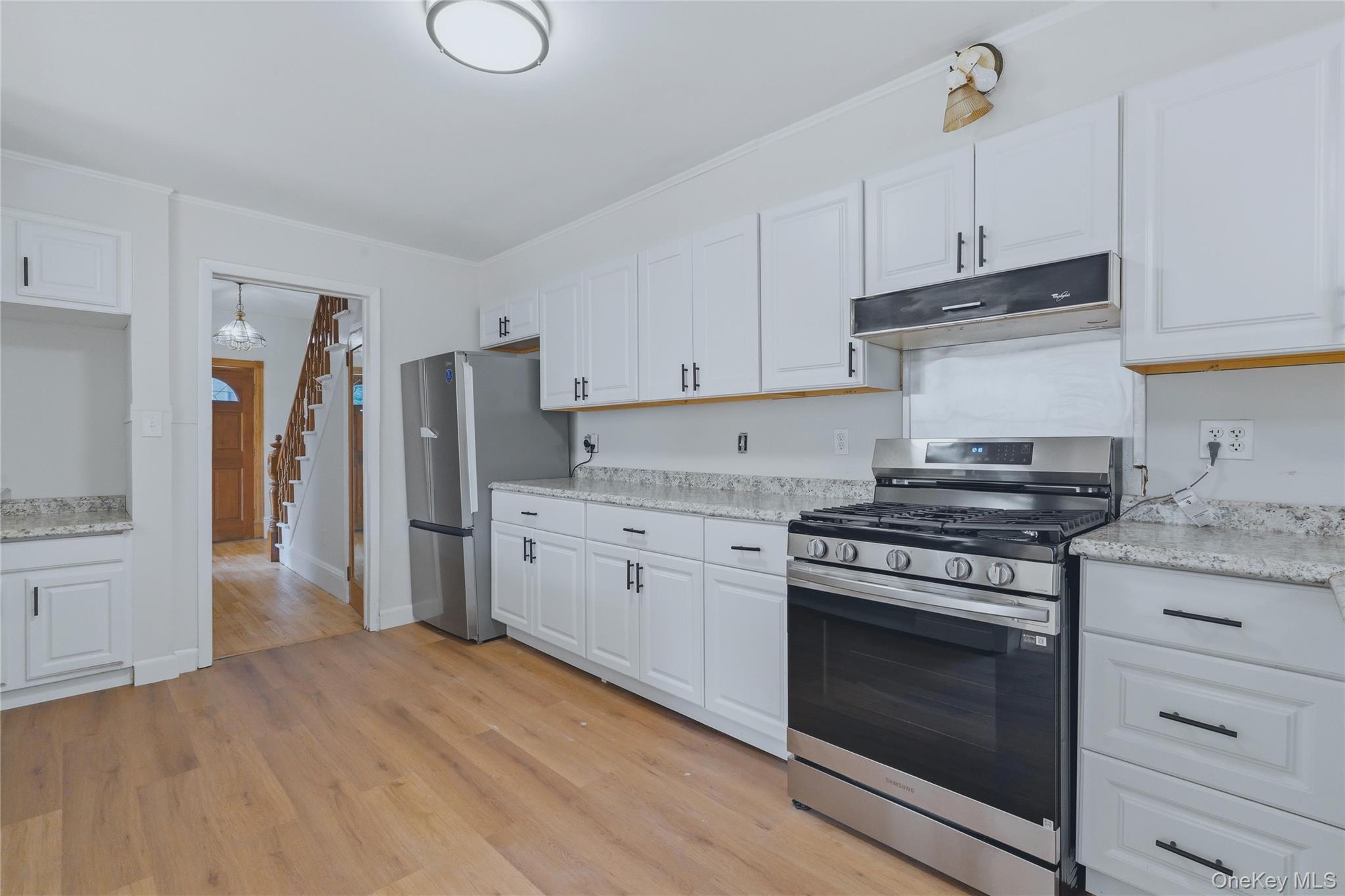 160 Washington Avenue Property Photo 6
