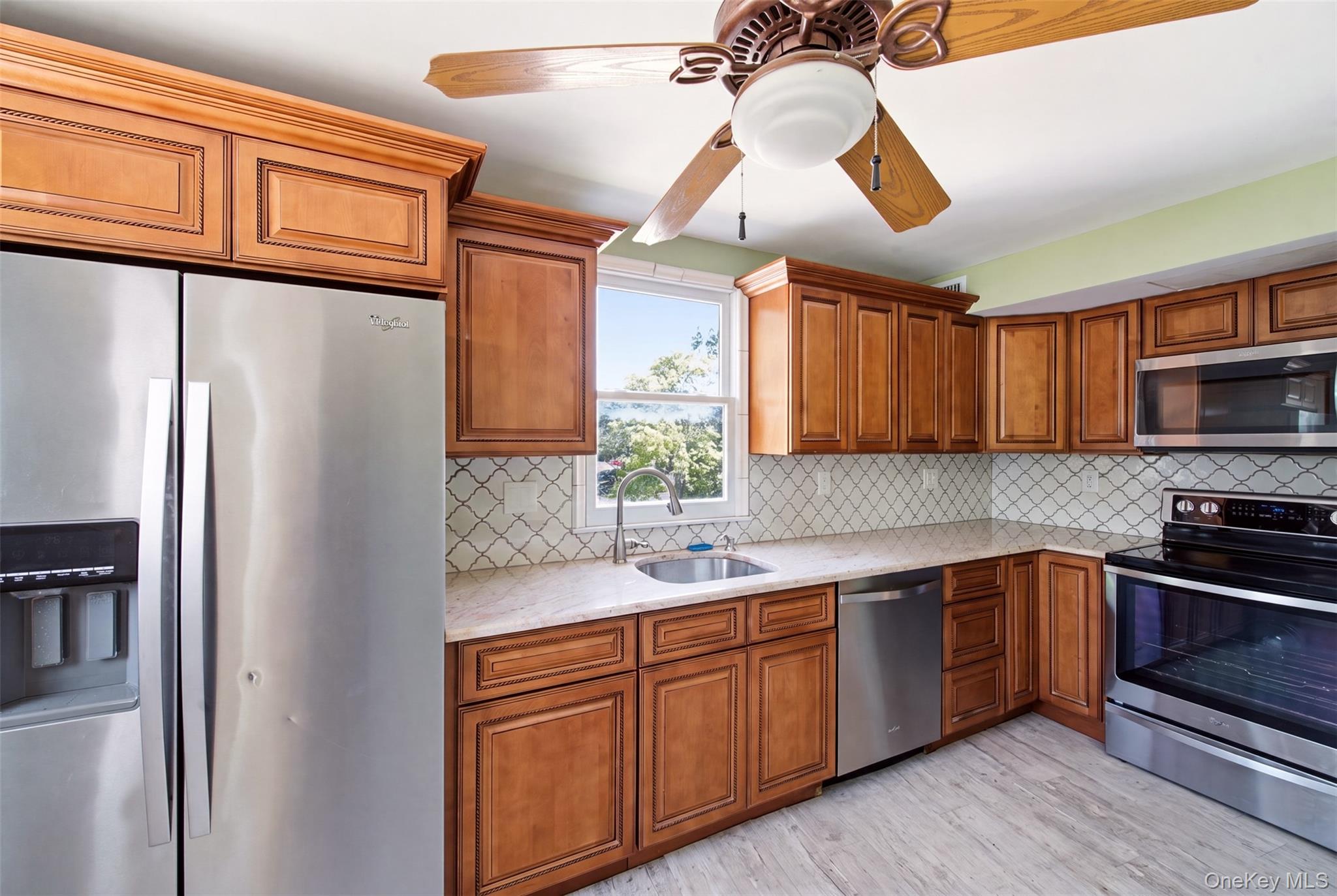 8 5th Street Property Photo 11