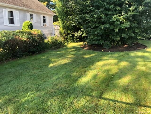 87 11th Avenue Property Photo 14
