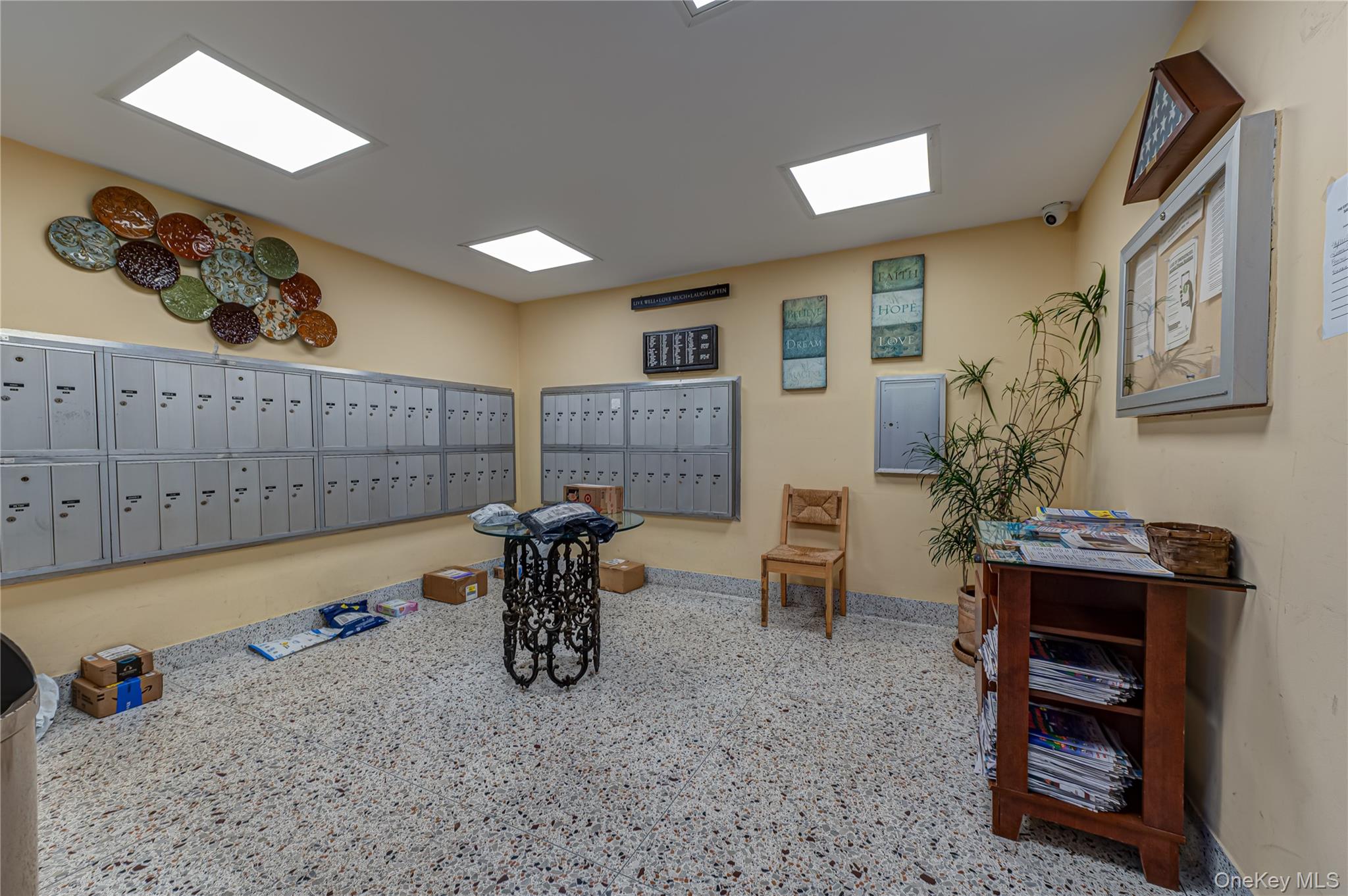100 Brooklyn Avenue 2r Property Photo 6