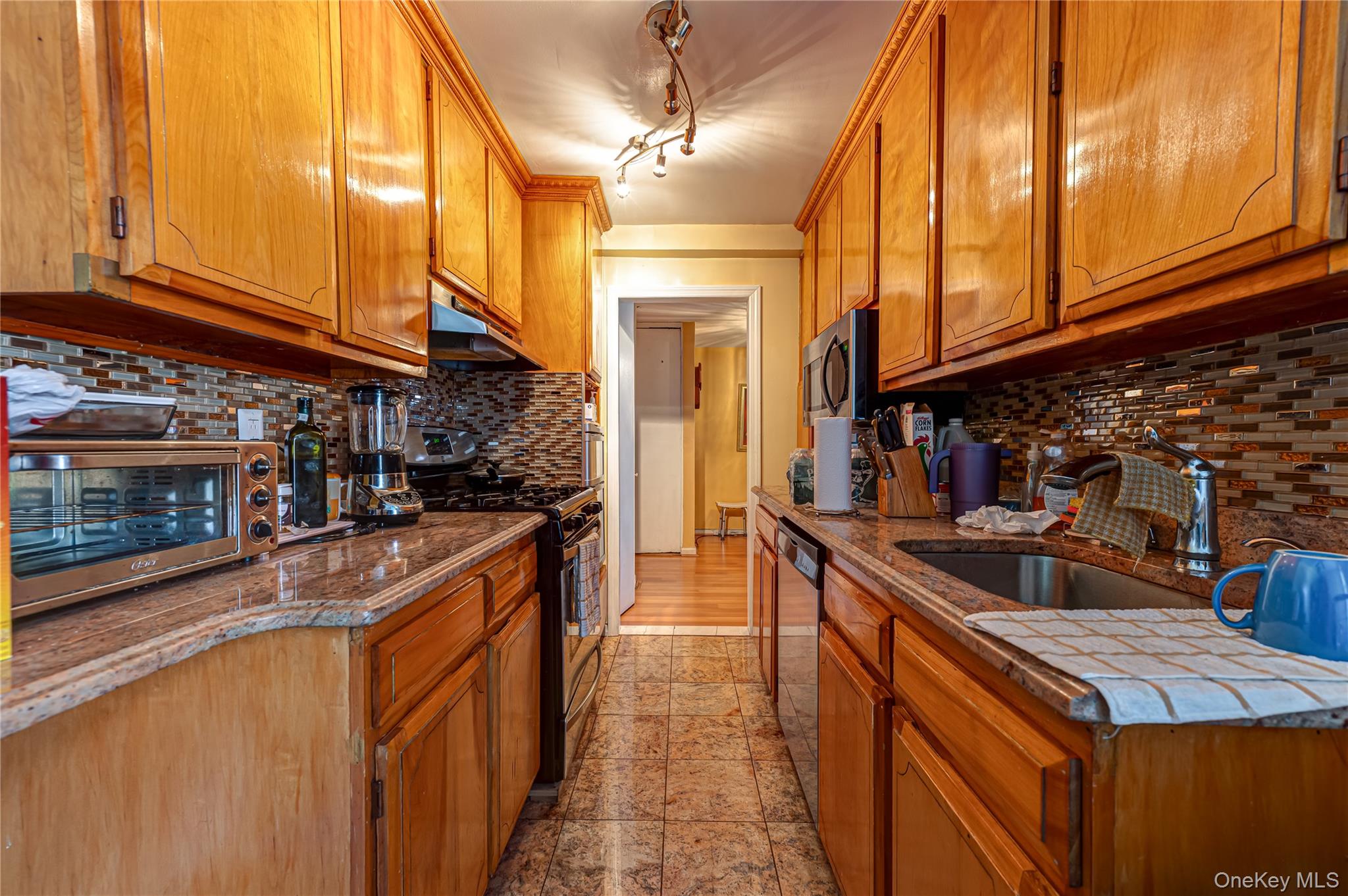 100 Brooklyn Avenue 2r Property Photo 14