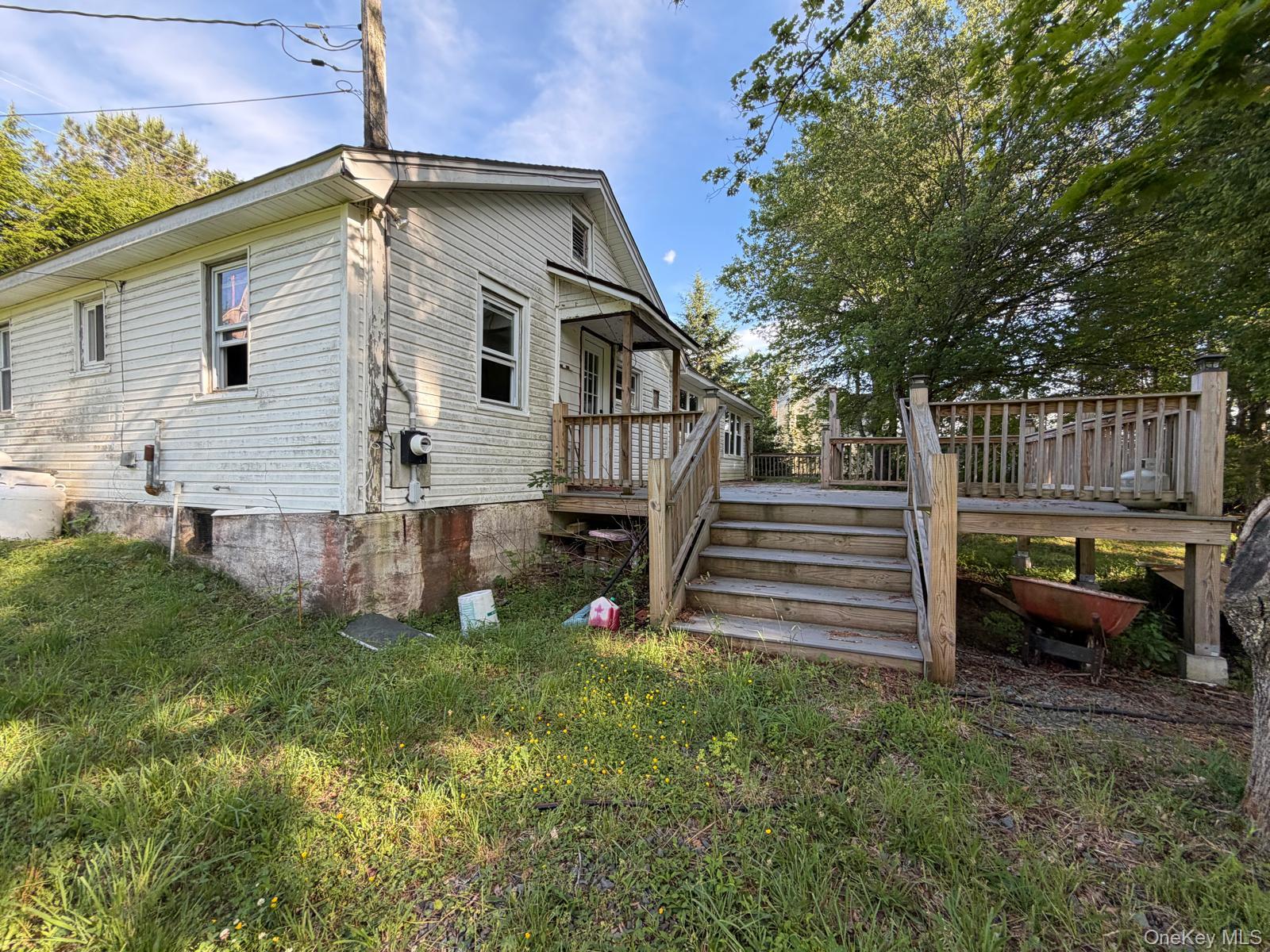 372 Lt Brender Hwy Property Photo 2