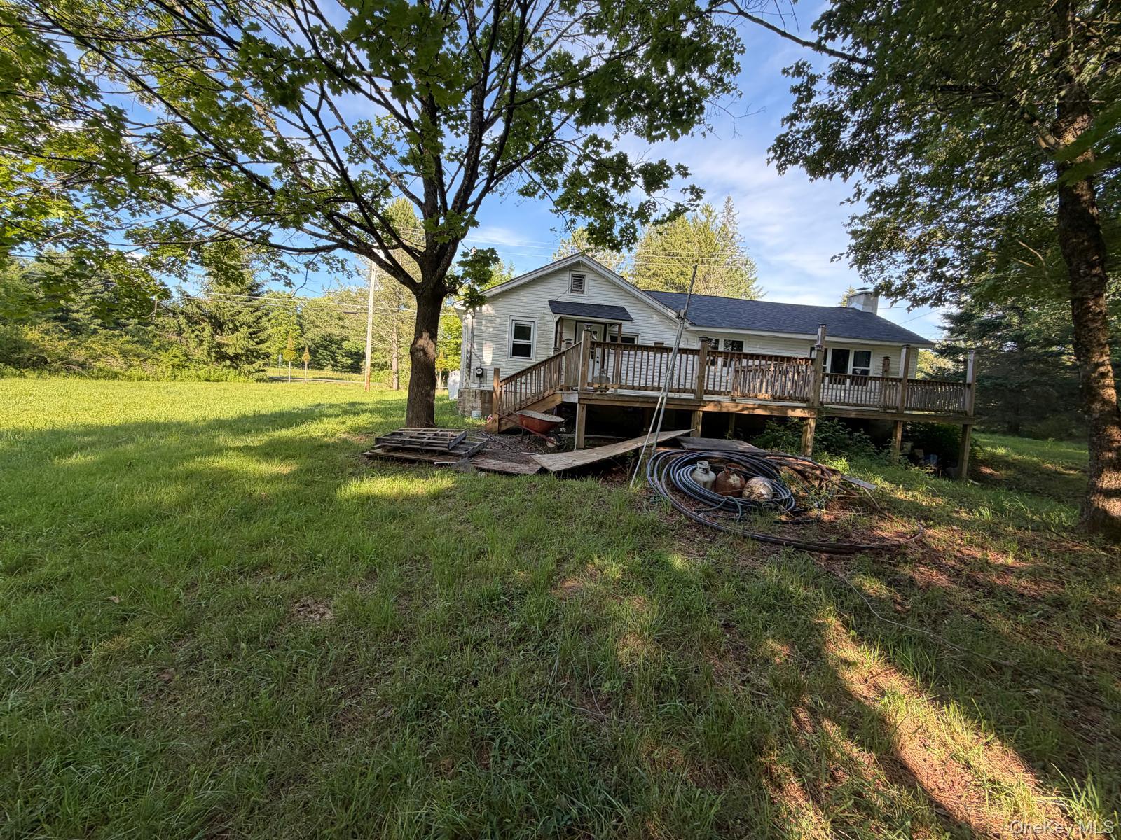 372 Lt Brender Hwy Property Photo 3