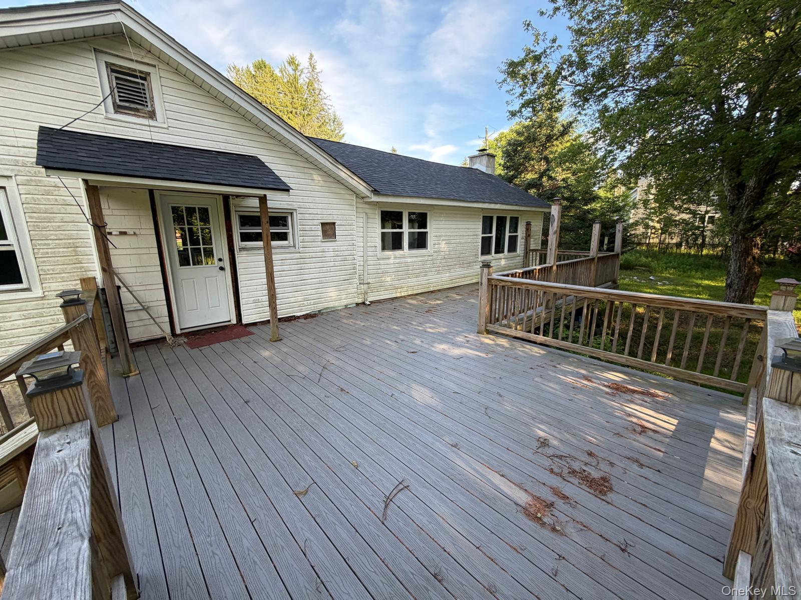 372 Lt Brender Hwy Property Photo 6