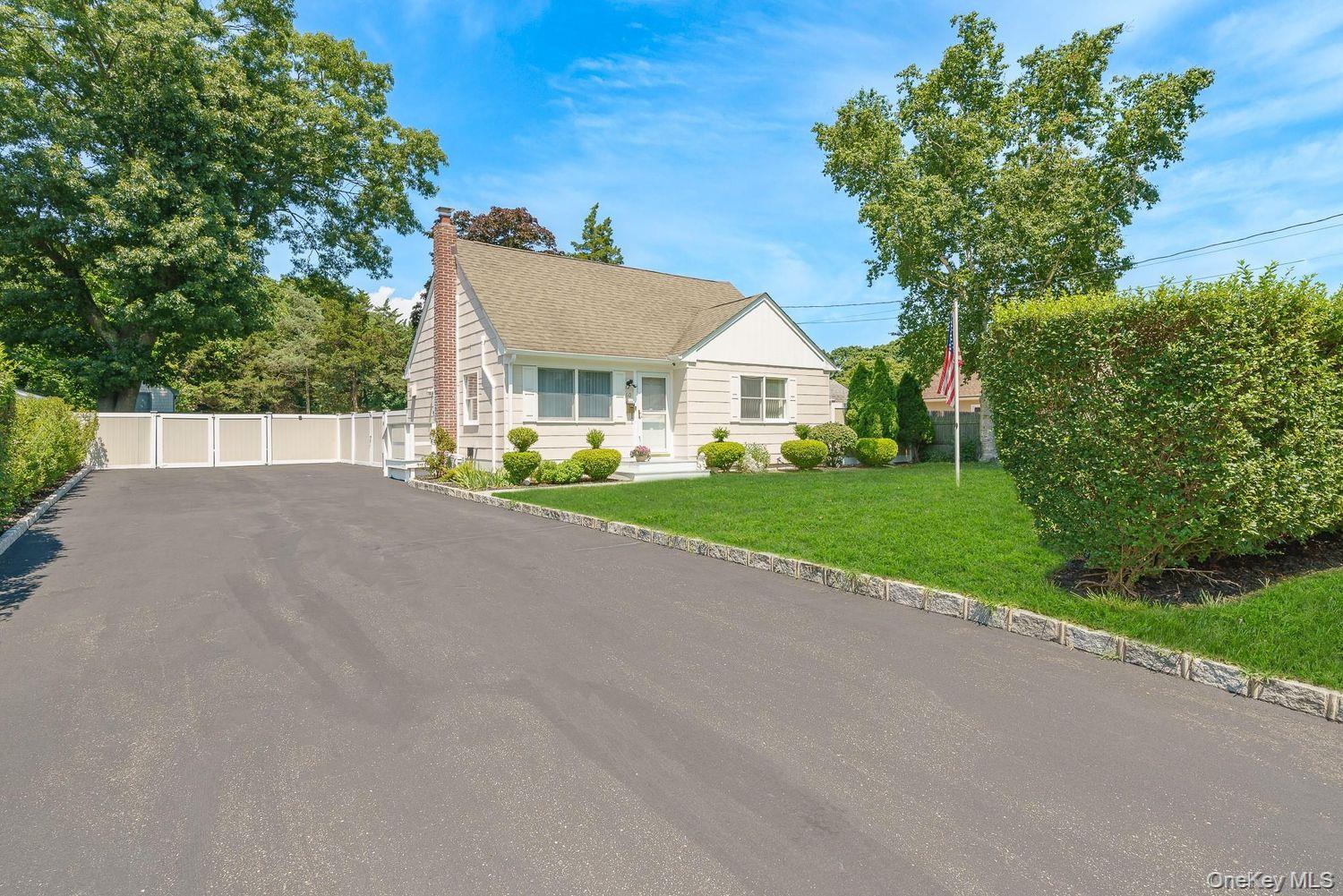 60 Hubbard Avenue Property Photo 1