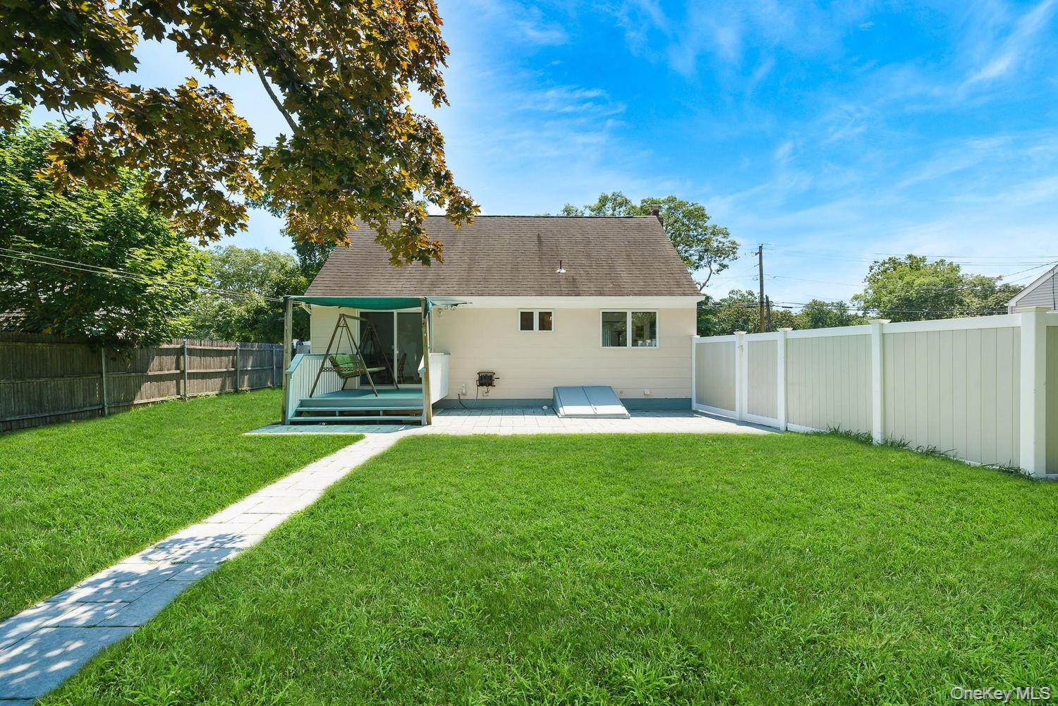 60 Hubbard Avenue Property Photo 11