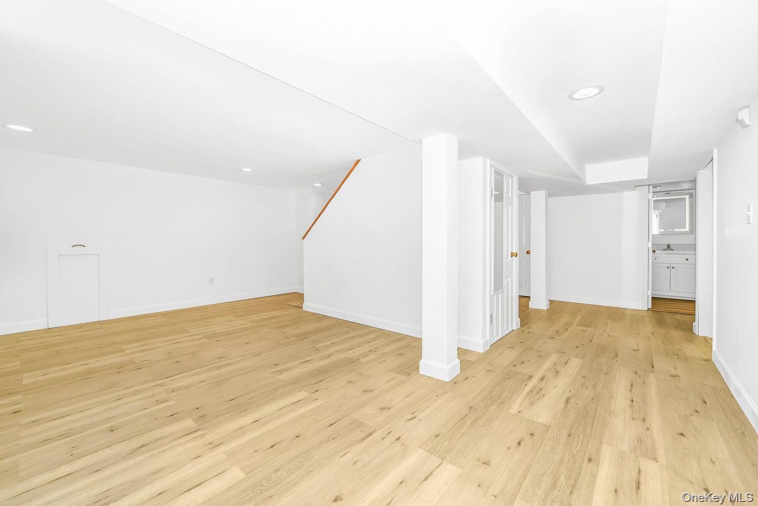 60 Hubbard Avenue Property Photo 29