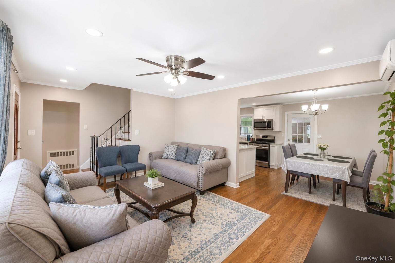 52 E Fenimore Street Property Photo 11