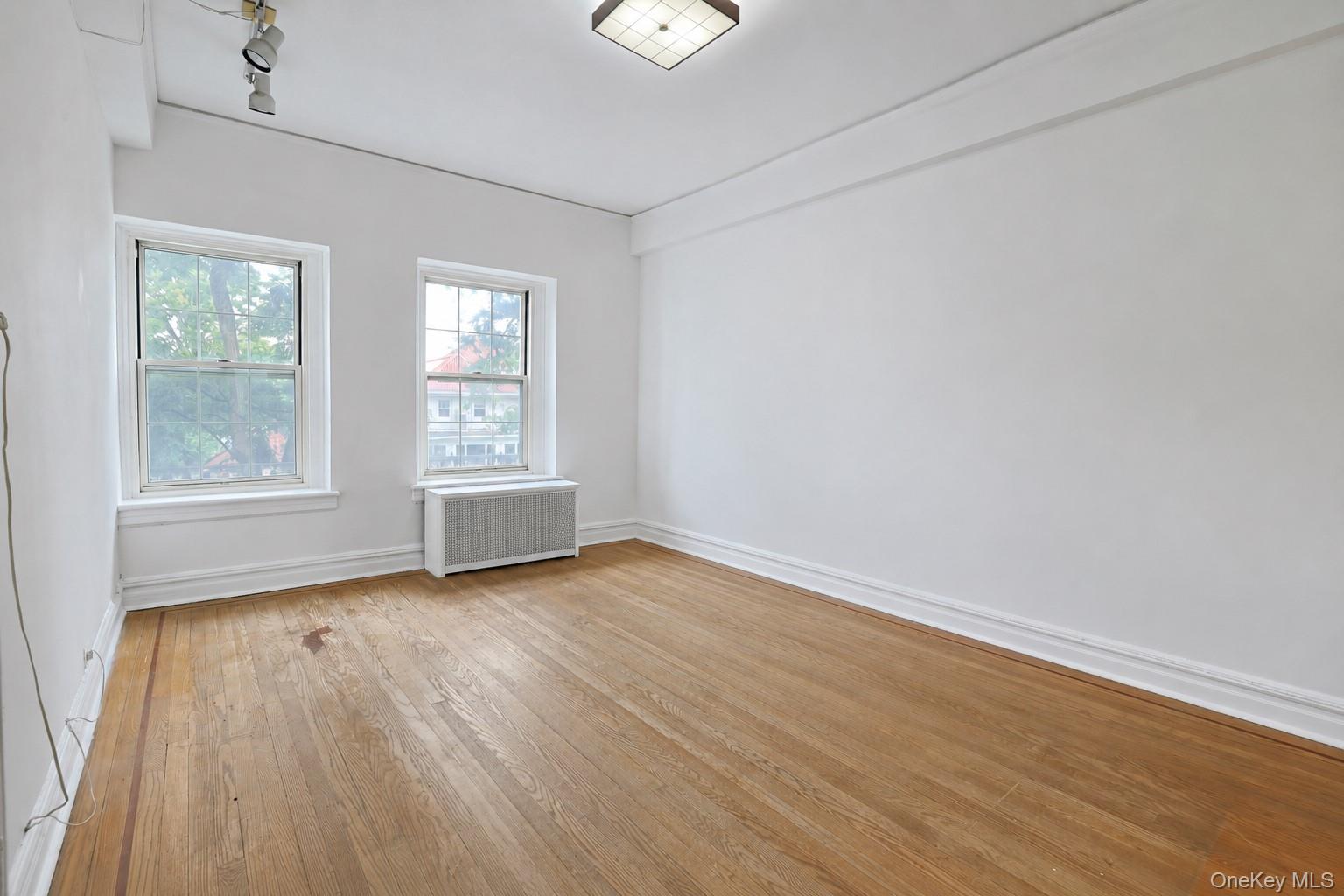 3 Park Lane 1b Property Photo 18