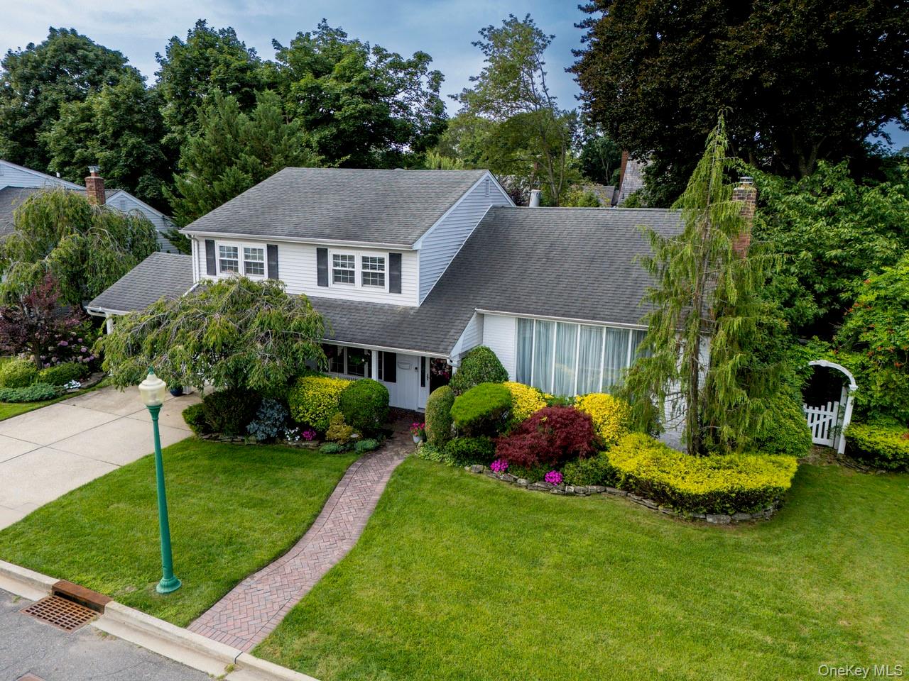 6 Huber Court Property Photo 6