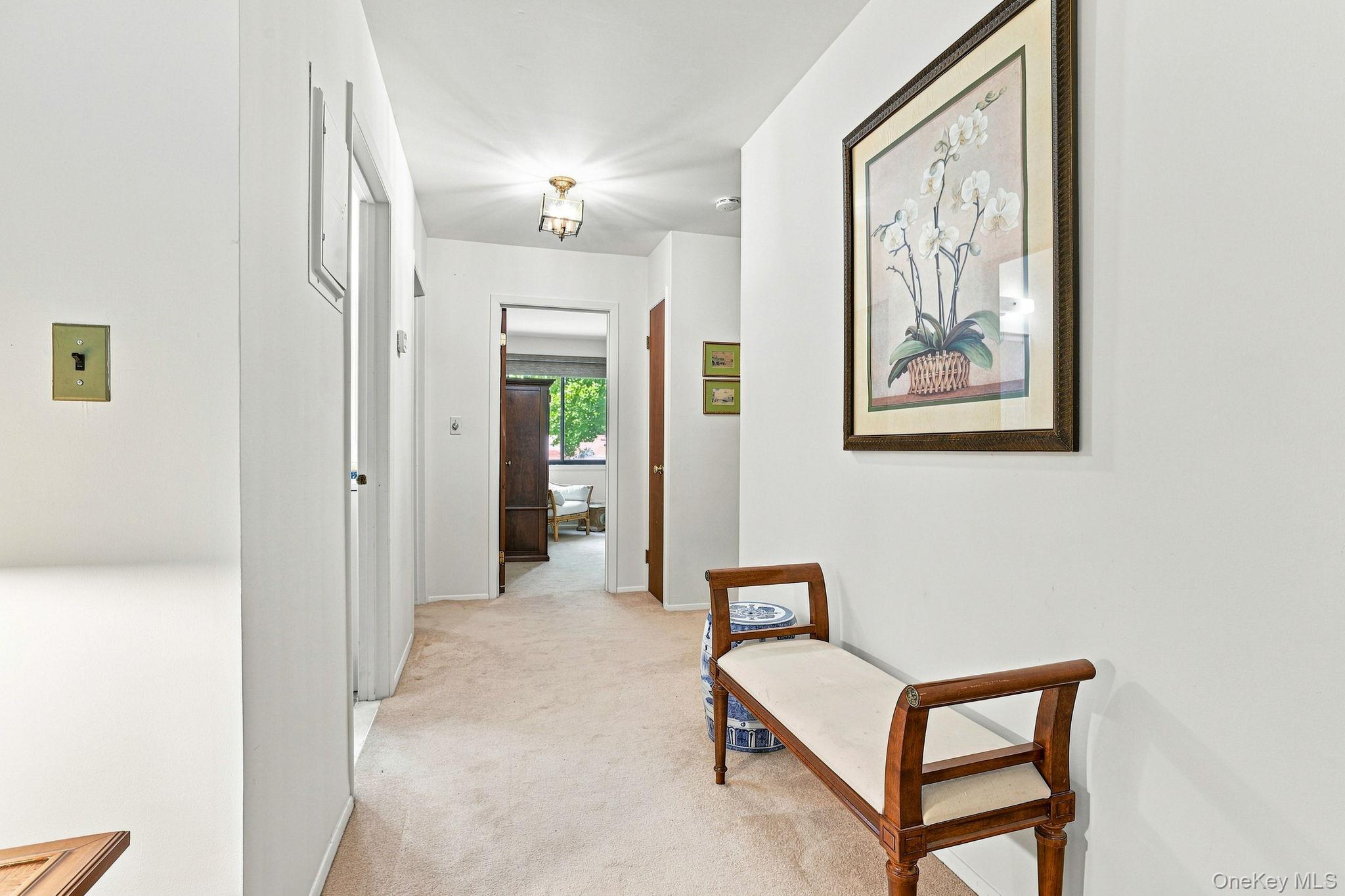 45 Jefferson Oval H Property Photo 2