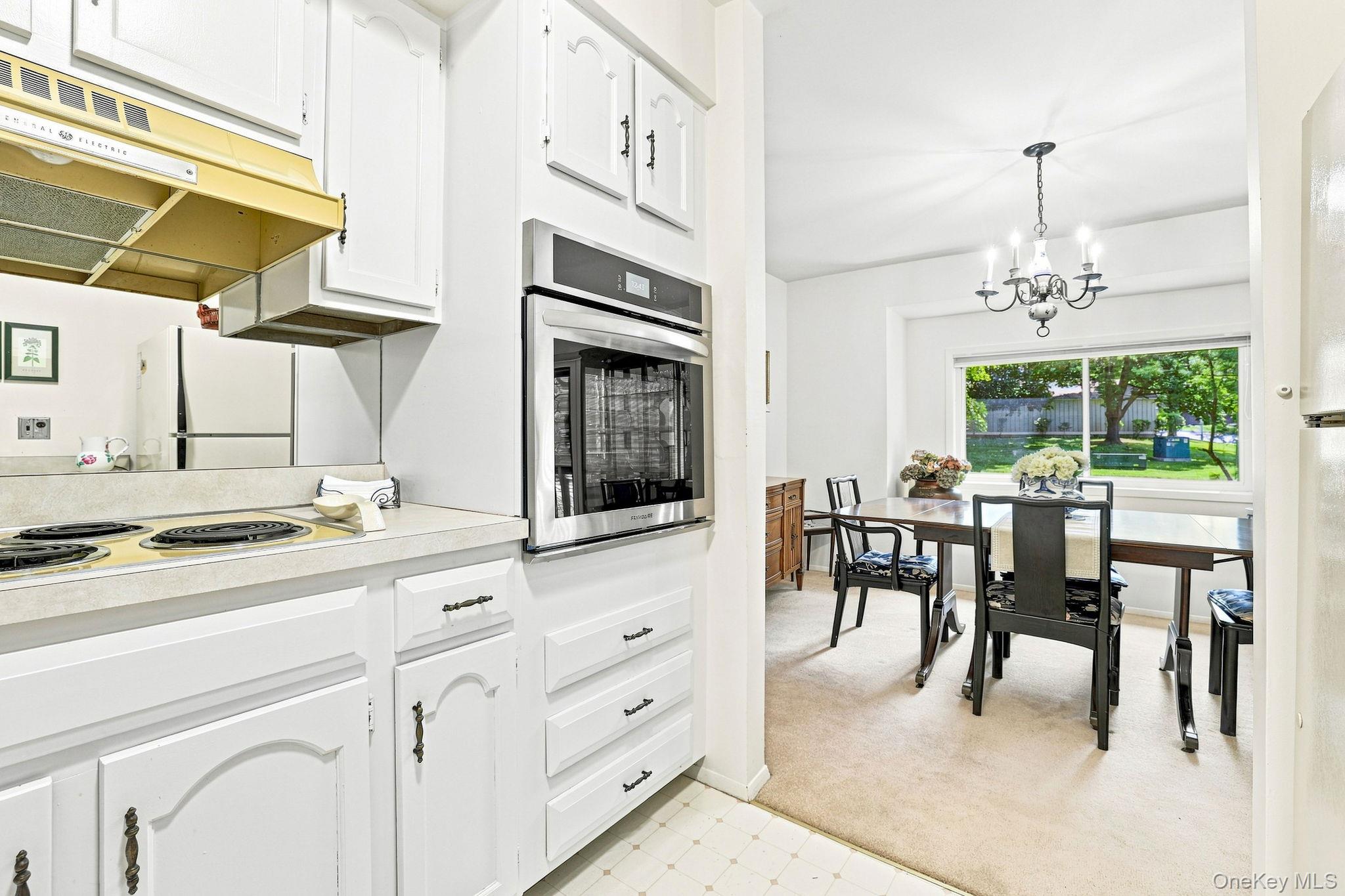 45 Jefferson Oval H Property Photo 11