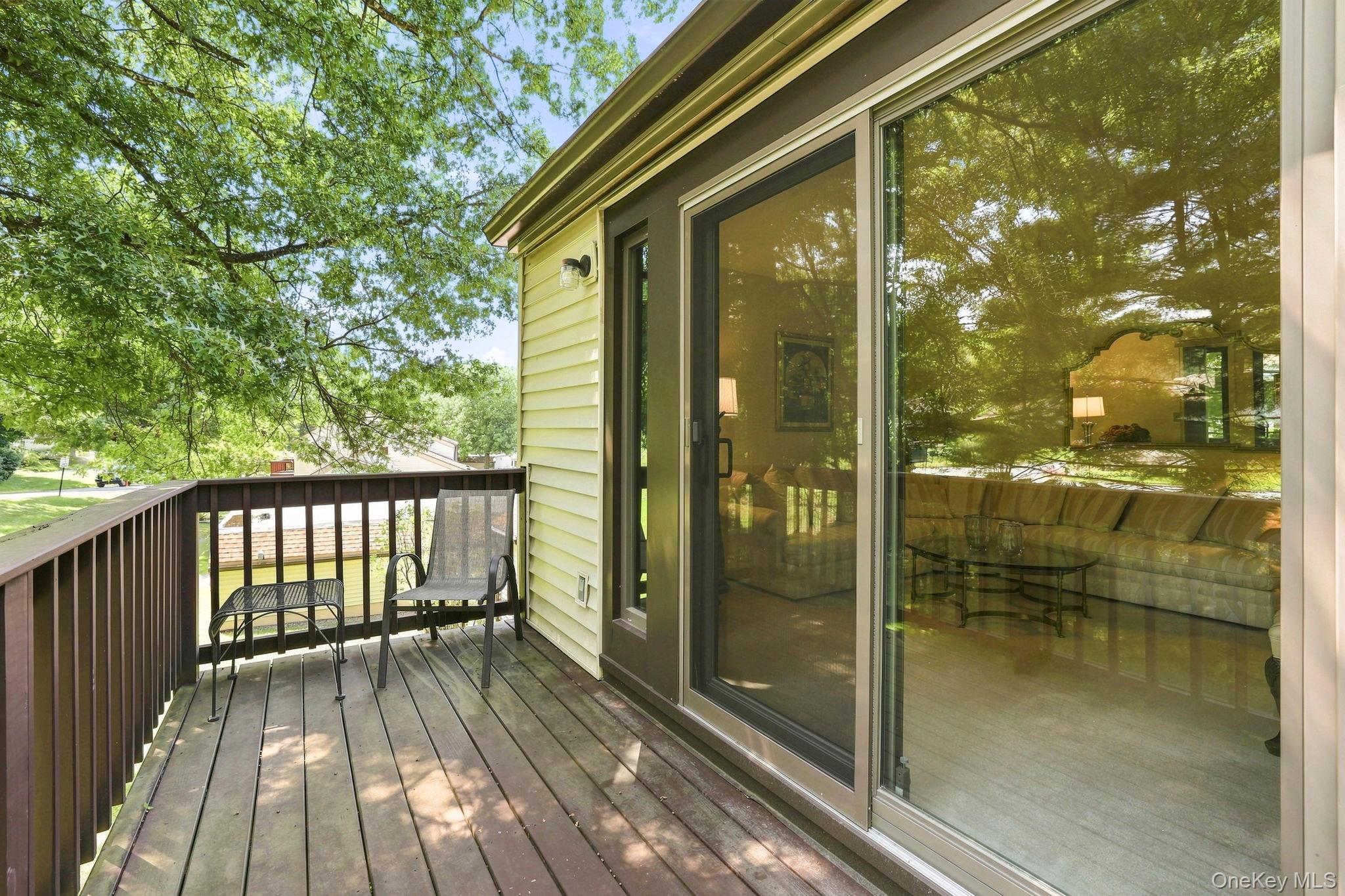 45 Jefferson Oval H Property Photo 19