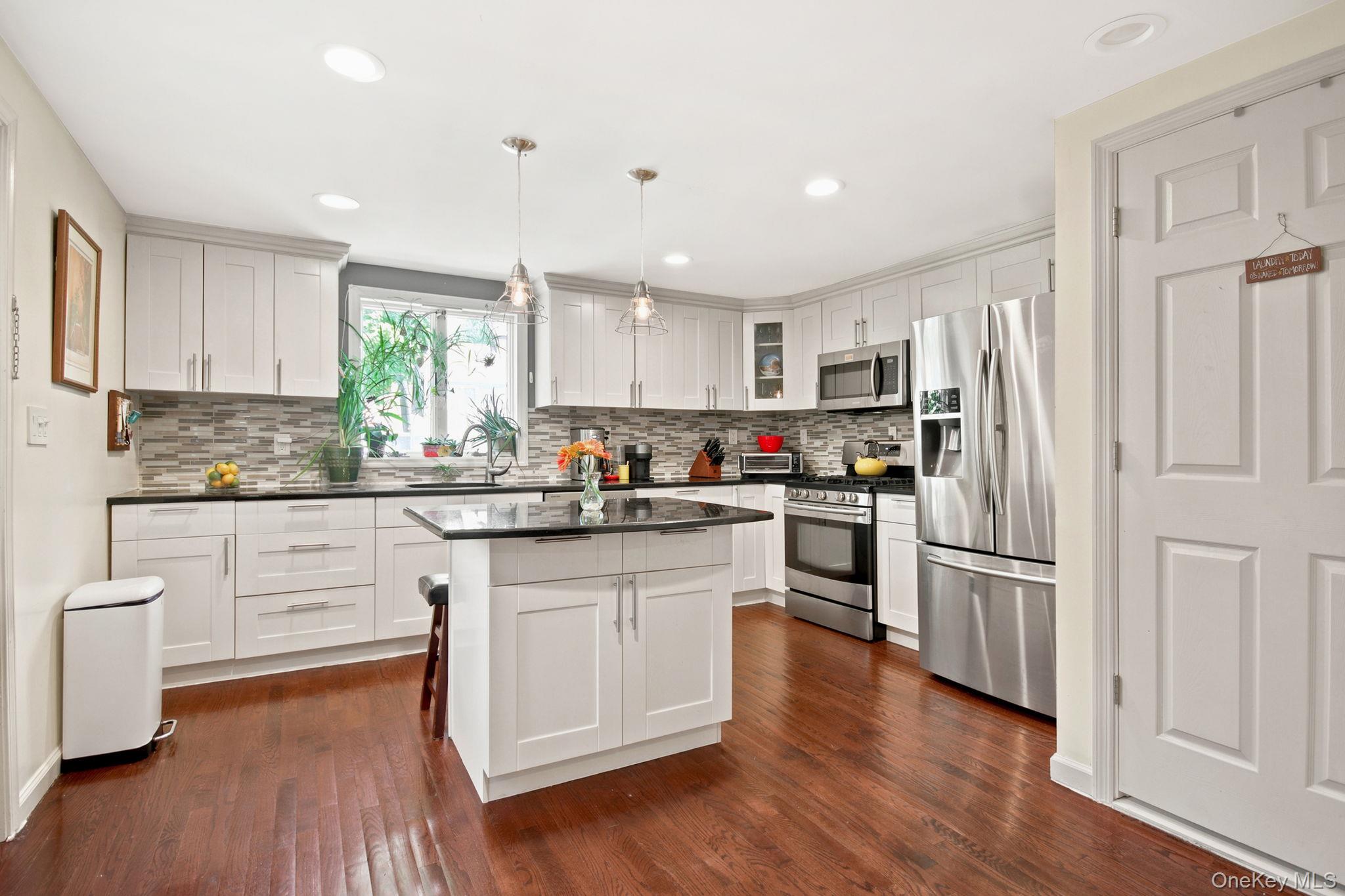 71 Kent Street Property Photo 12