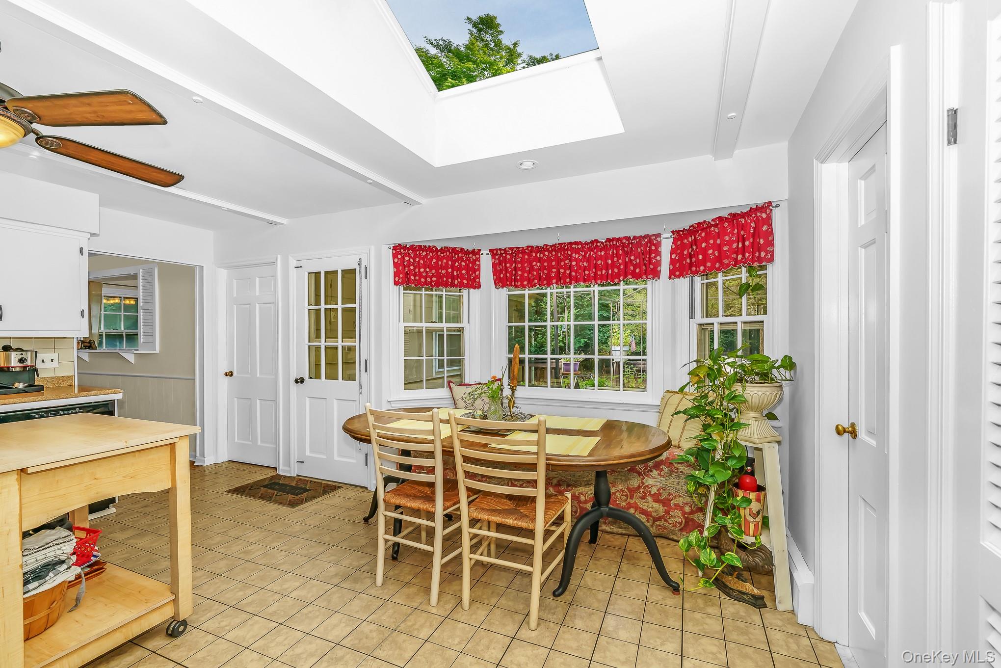 16 Landing Meadow Road Property Photo 17